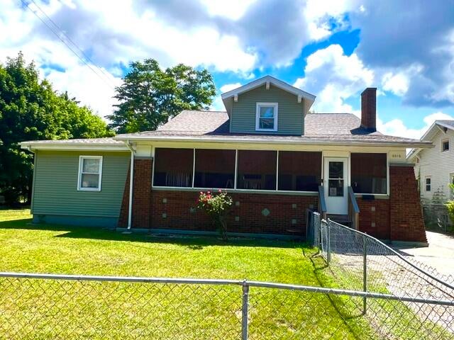 2216 Peck Street — photo