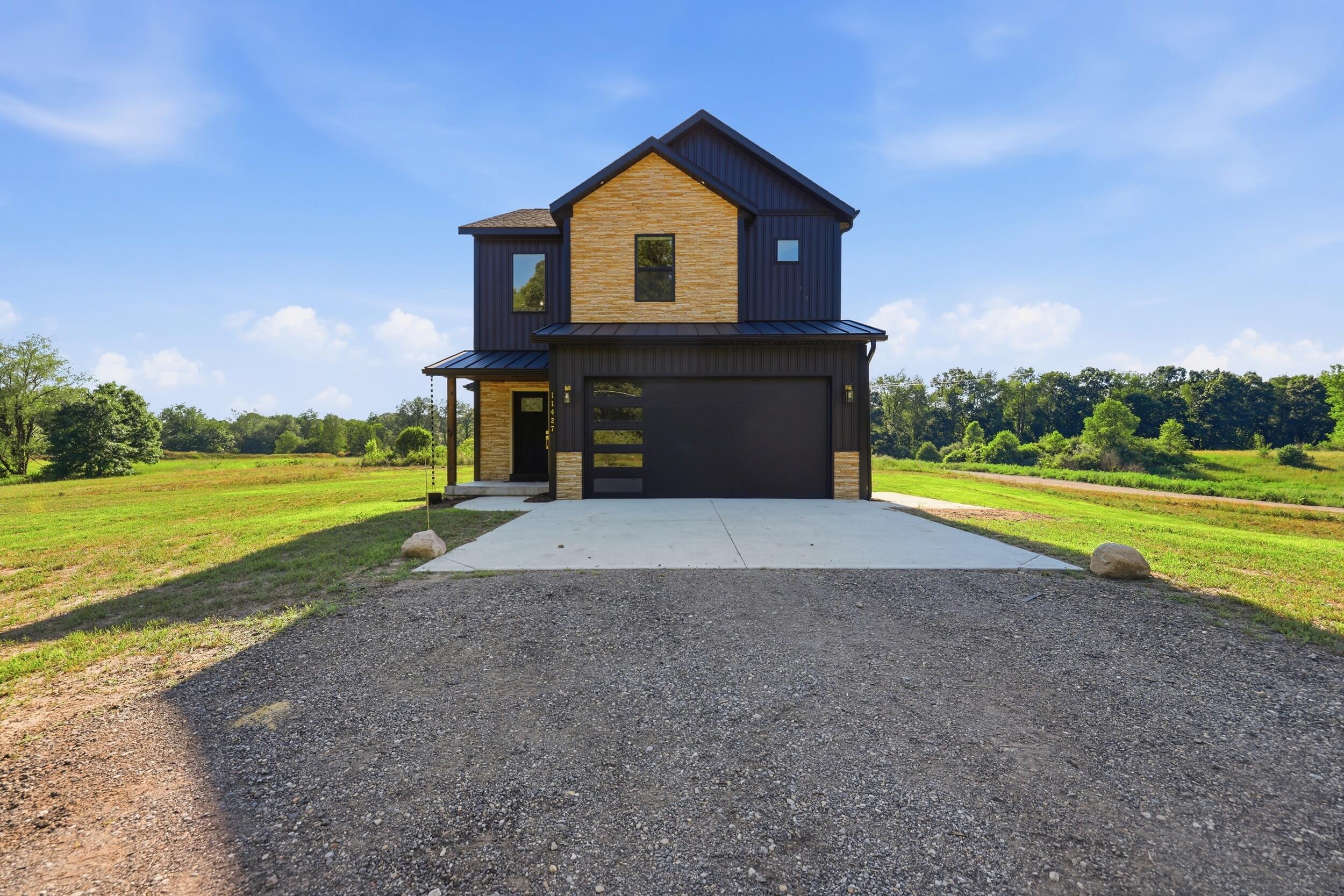 11427 Heintzelman Road NE — photo