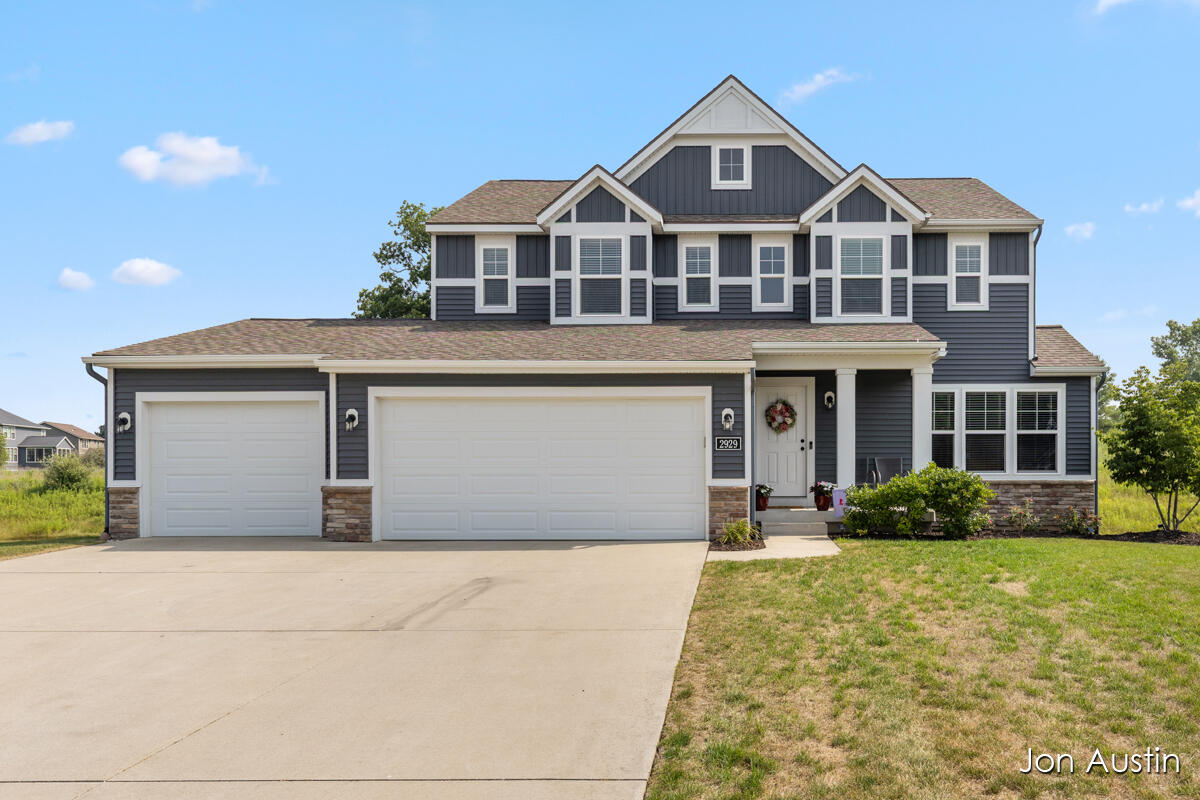 2929 E Morgan Trail NE — photo