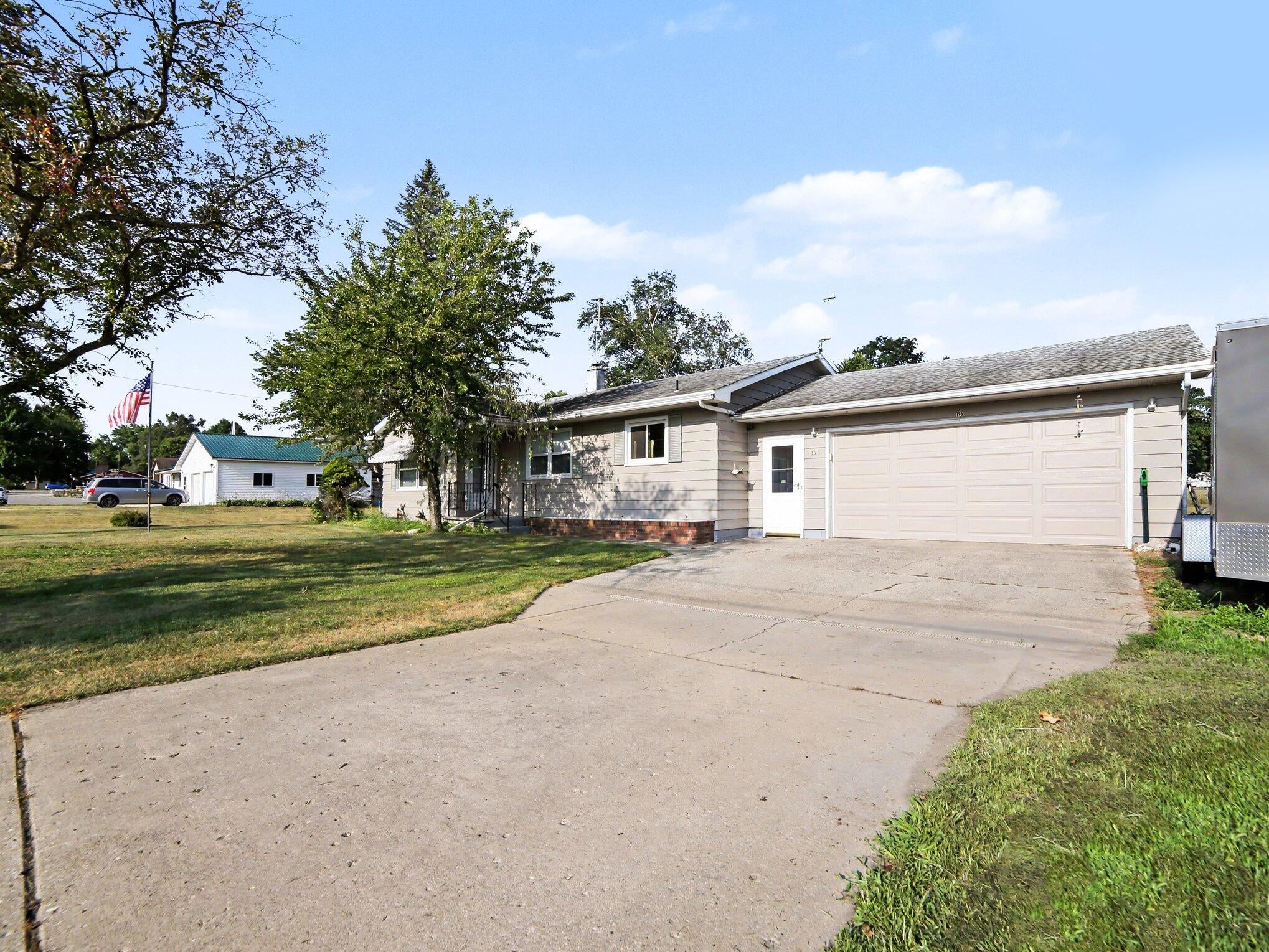 195 Smith Street — photo