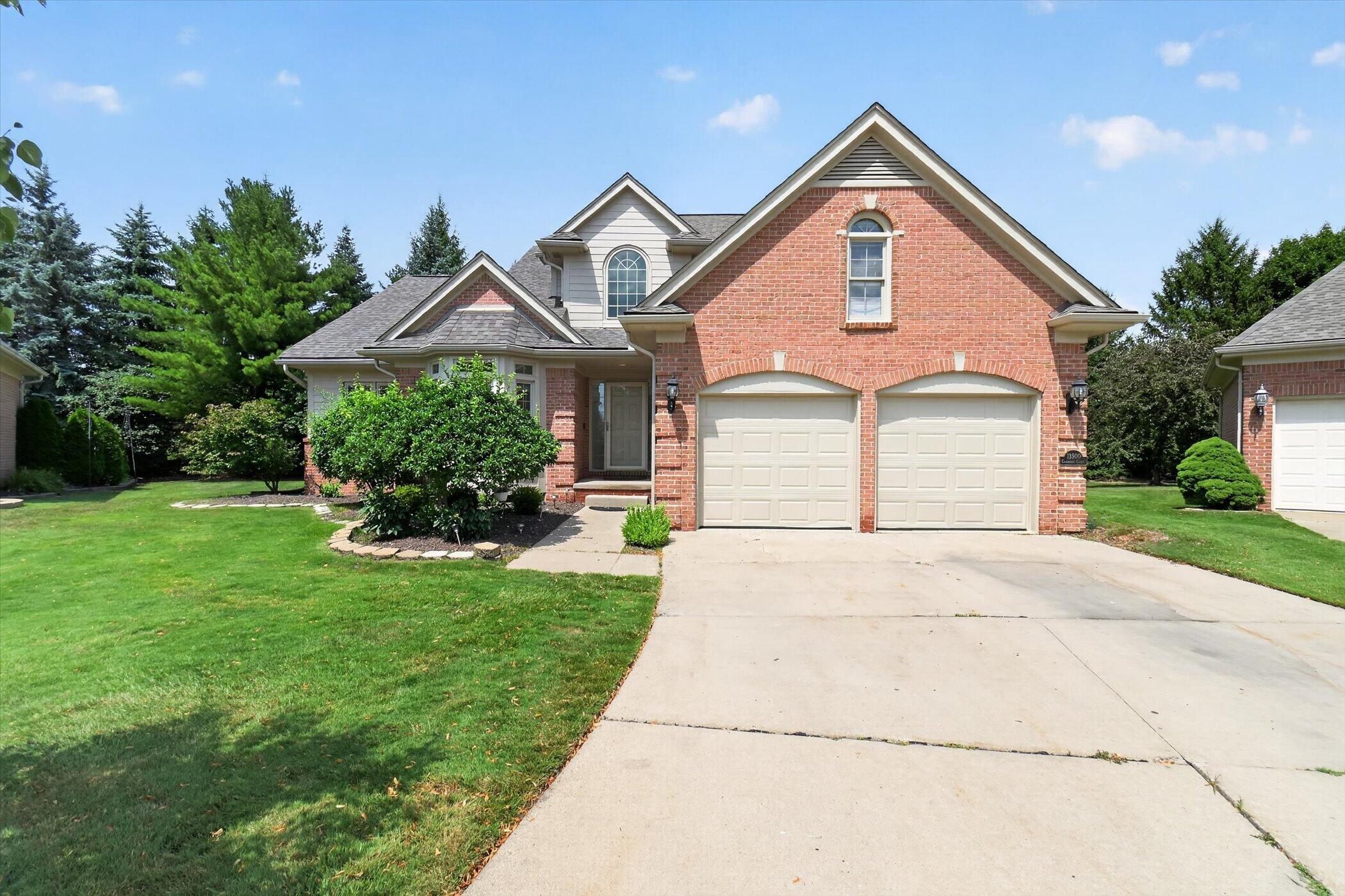 13500 Cambridge Court — photo