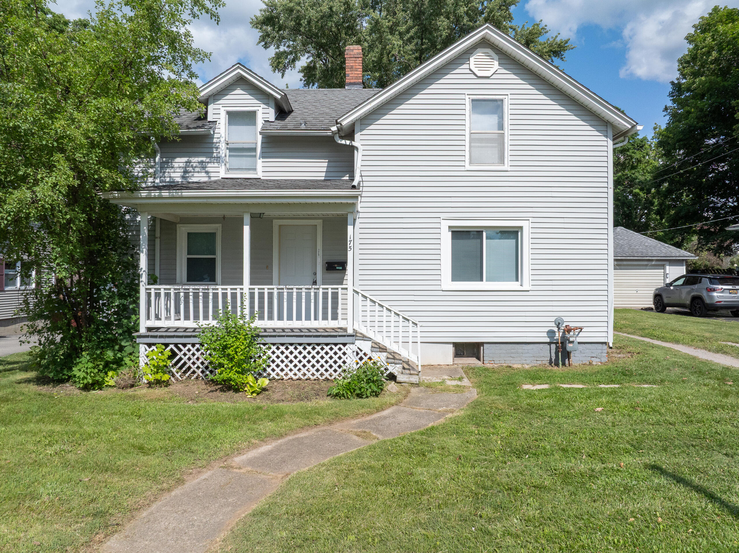 175 S Howell Street — photo