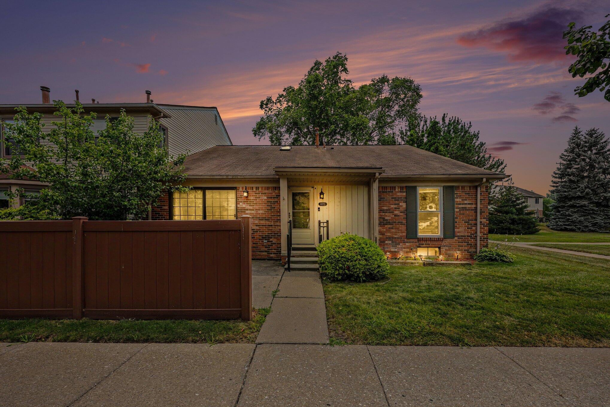 41325 Southwind Drive — photo