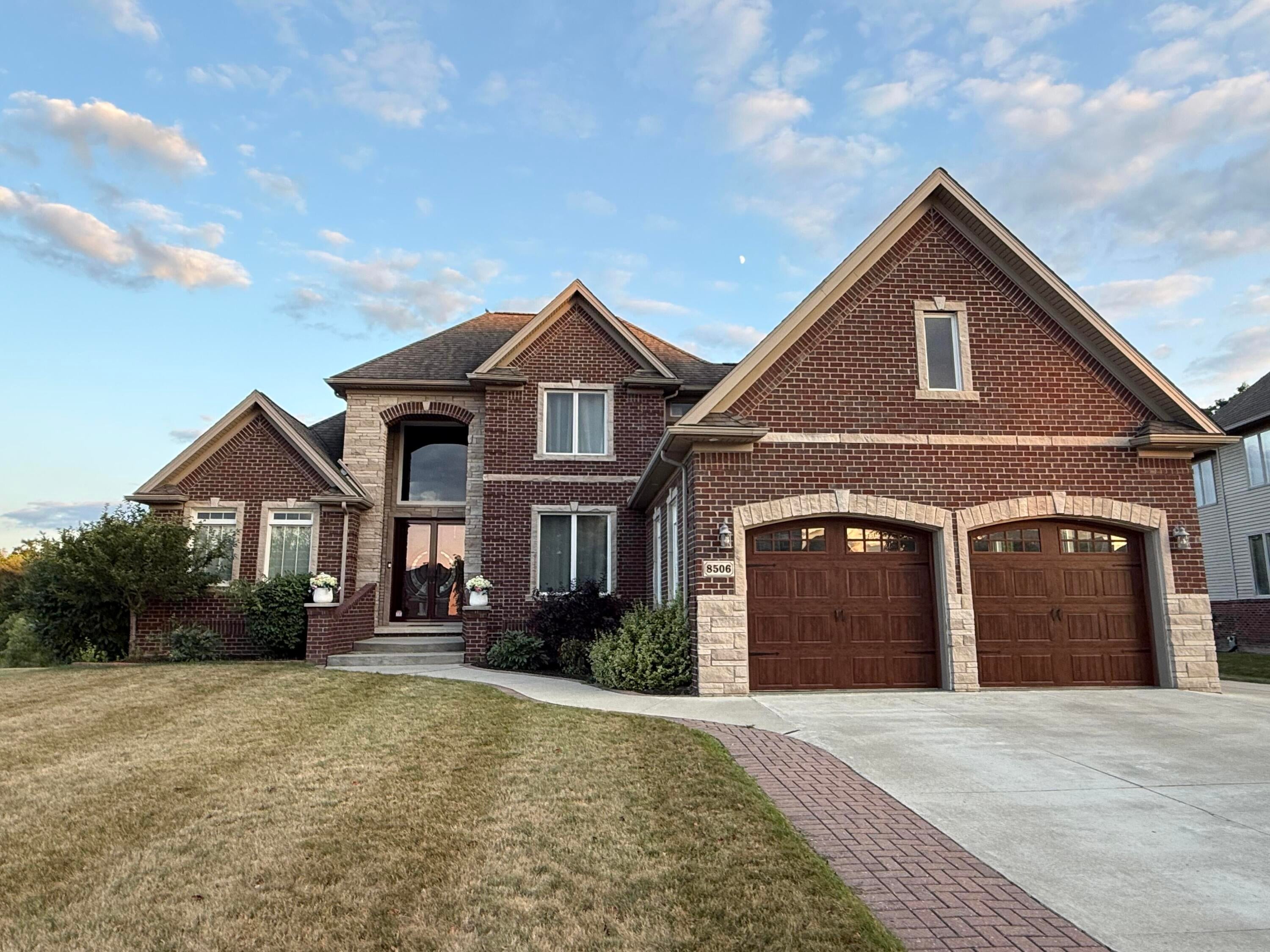 8506 Jack Pine Circle — photo