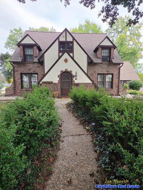 175 S Ridgeway Drive — photo