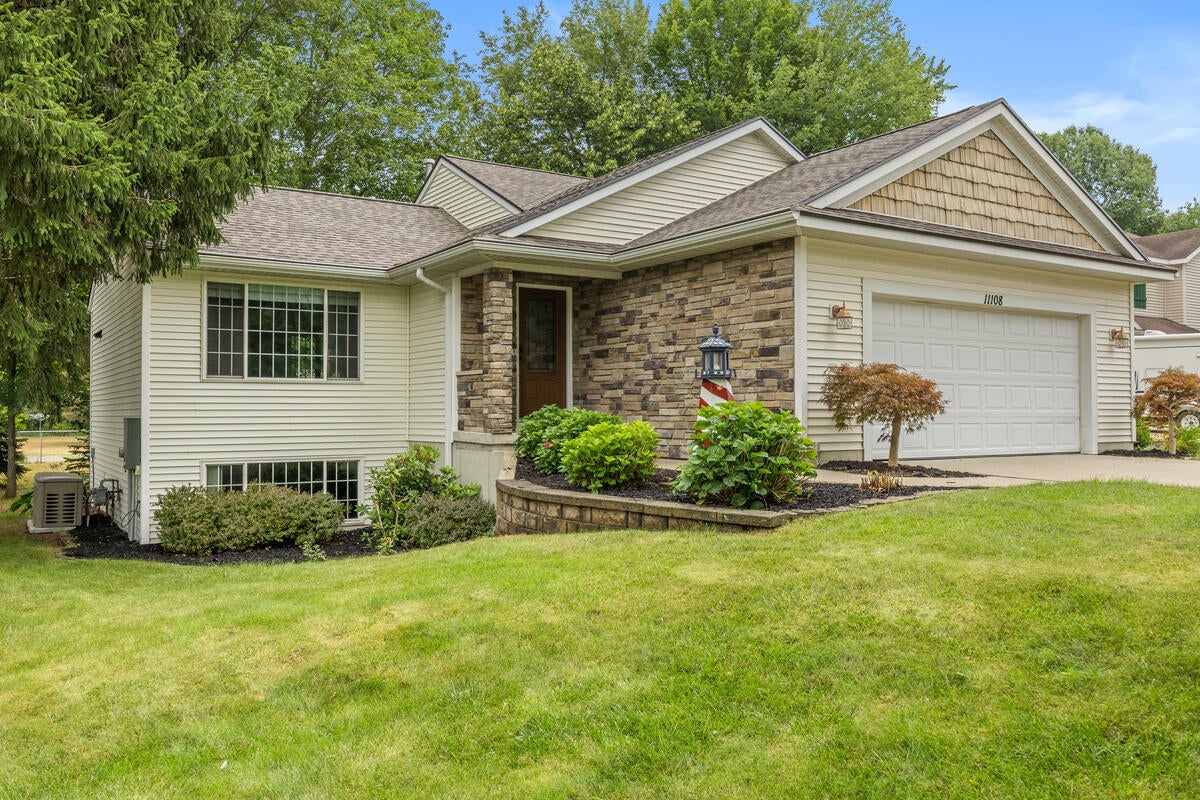 11108 Creekside Drive — photo