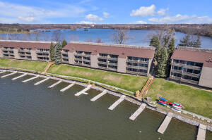 820 Cliffs Drive — photo