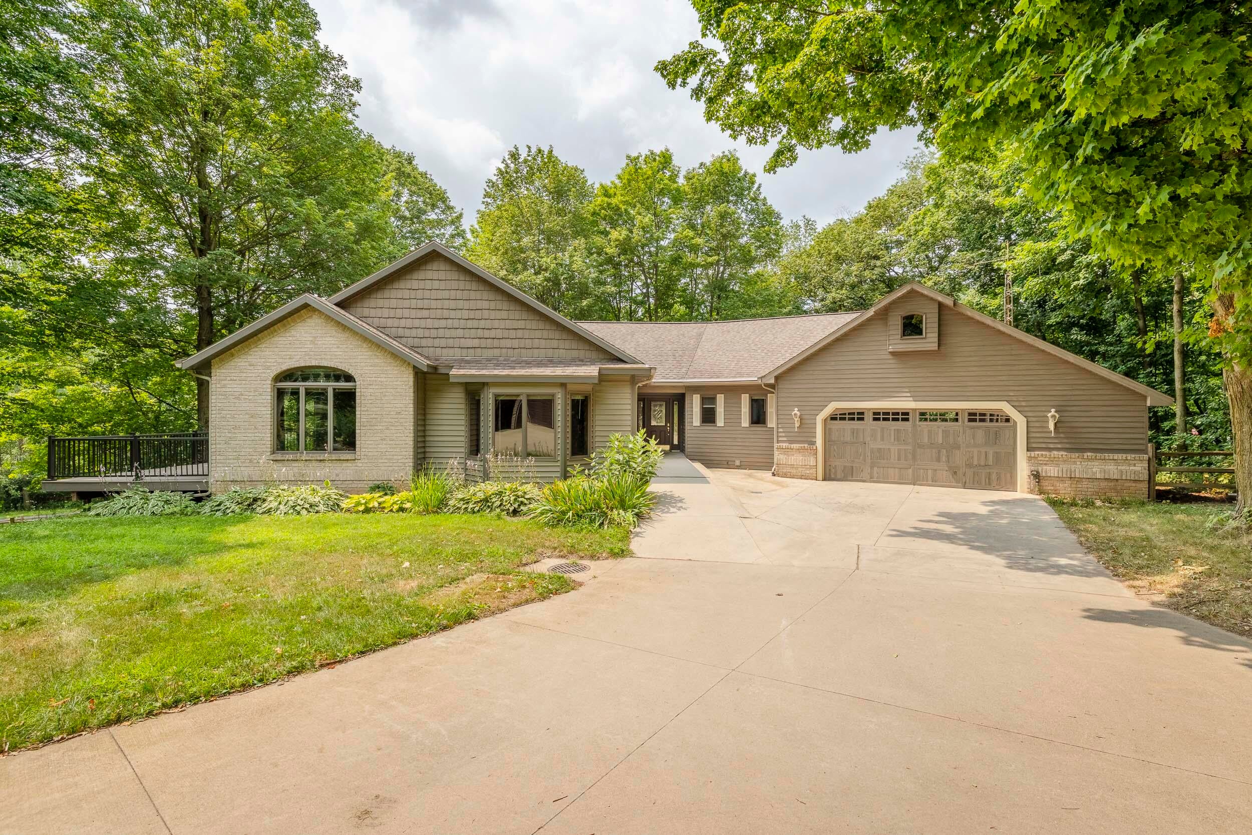 8047 Kraft Avenue SE — photo