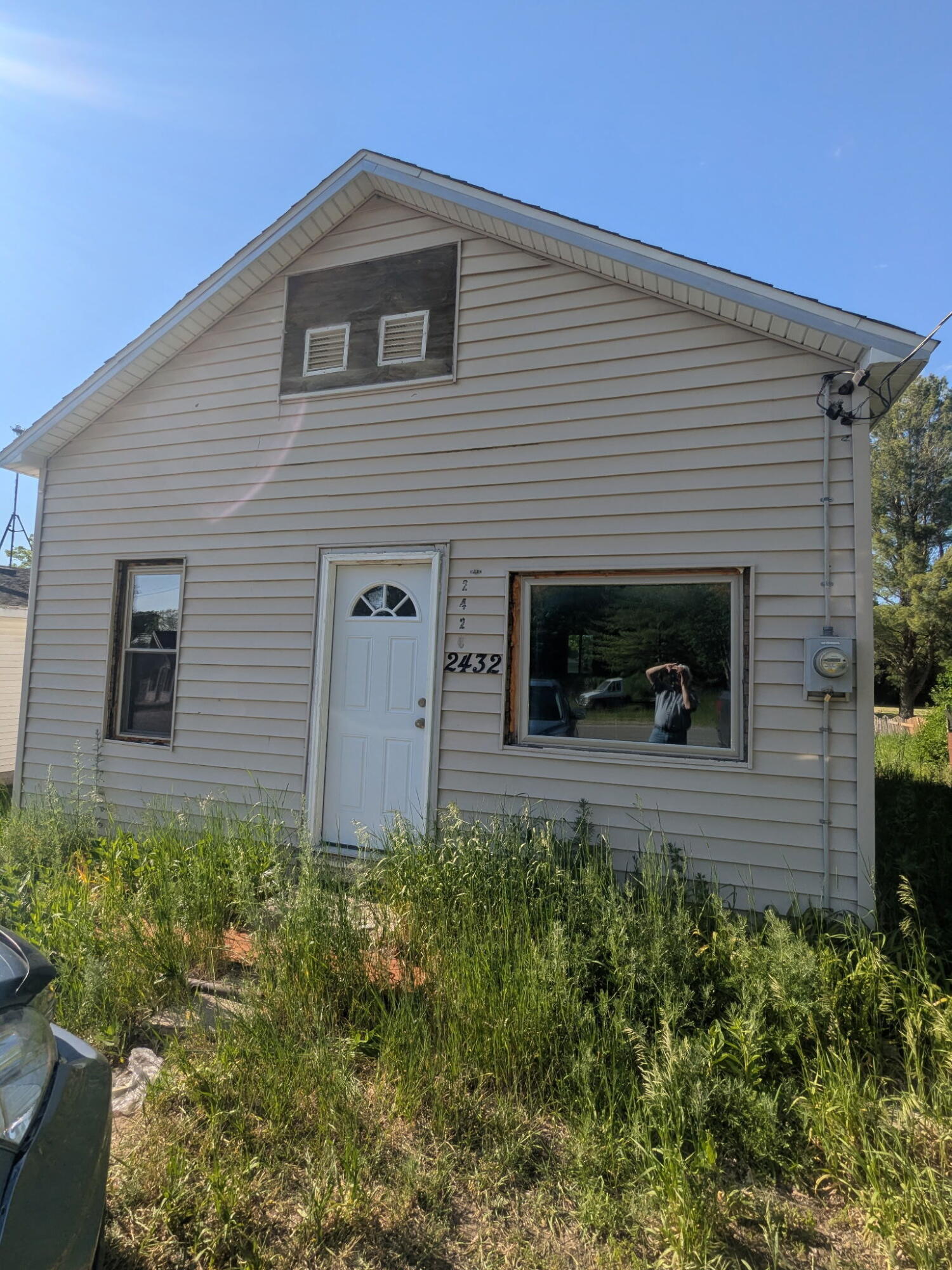 2432 E Michigan Street — photo