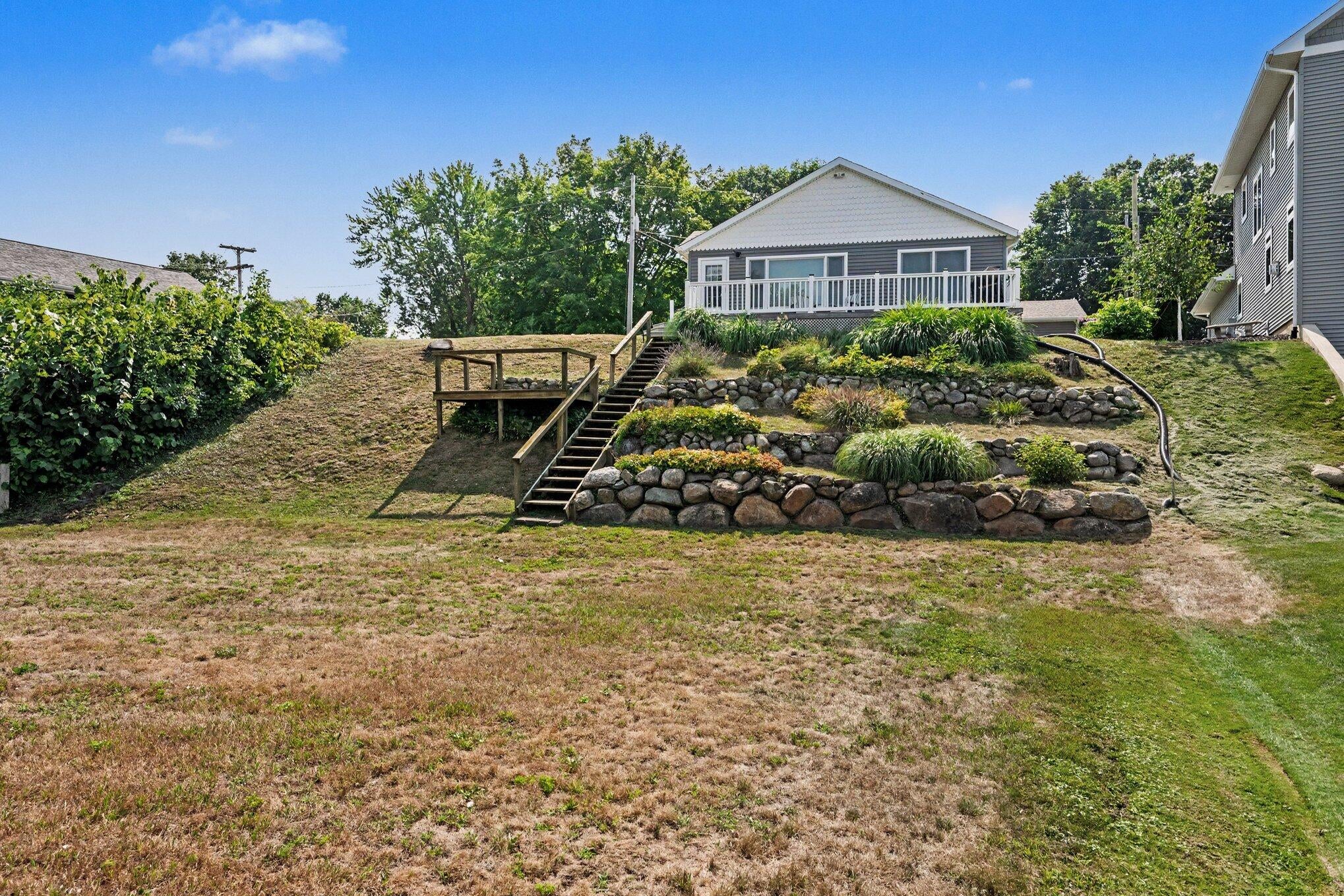 731 Beechwood Drive — photo