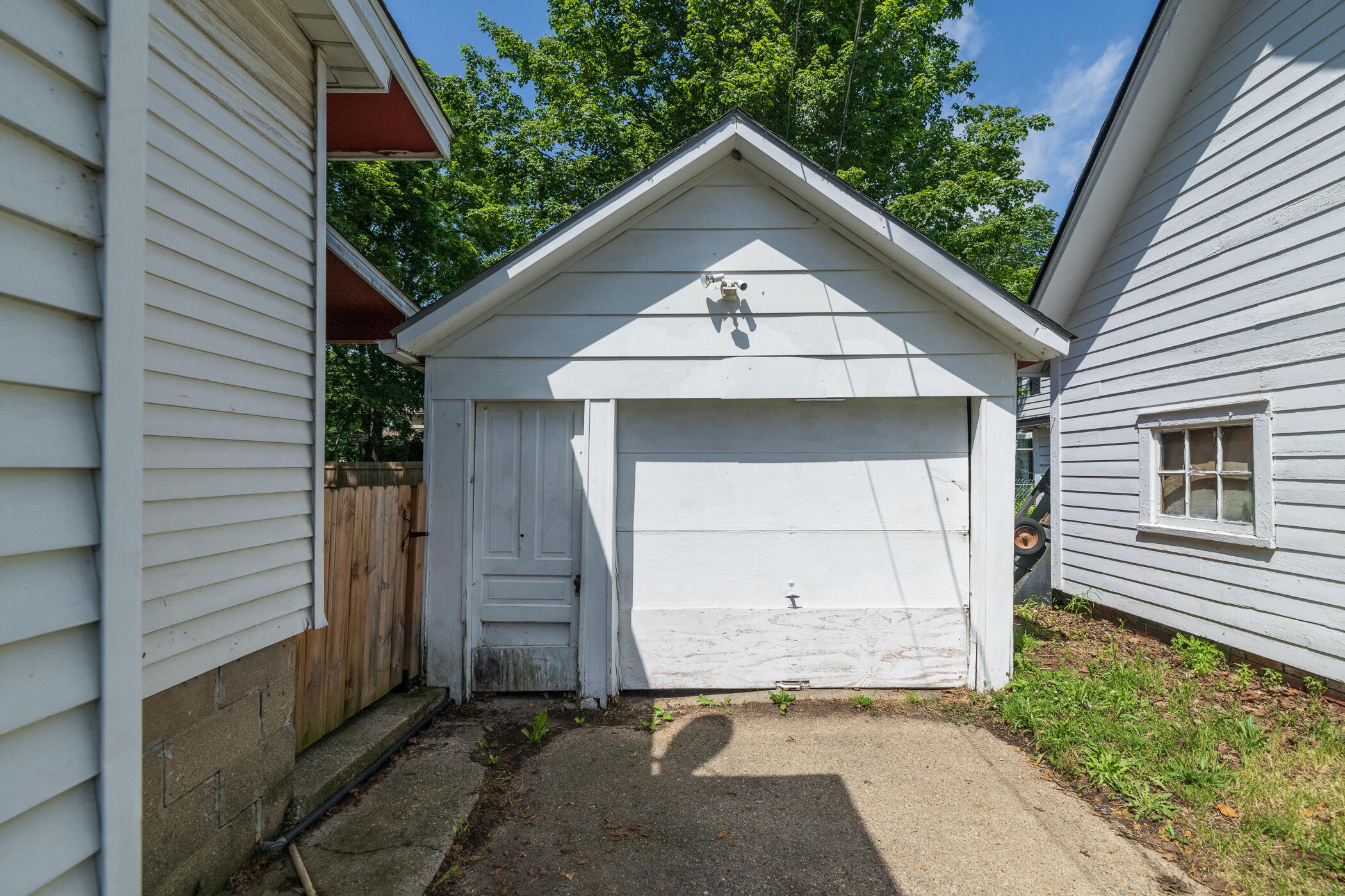 518 Walnut Street, Three Rivers, MI 49093 — photo 2