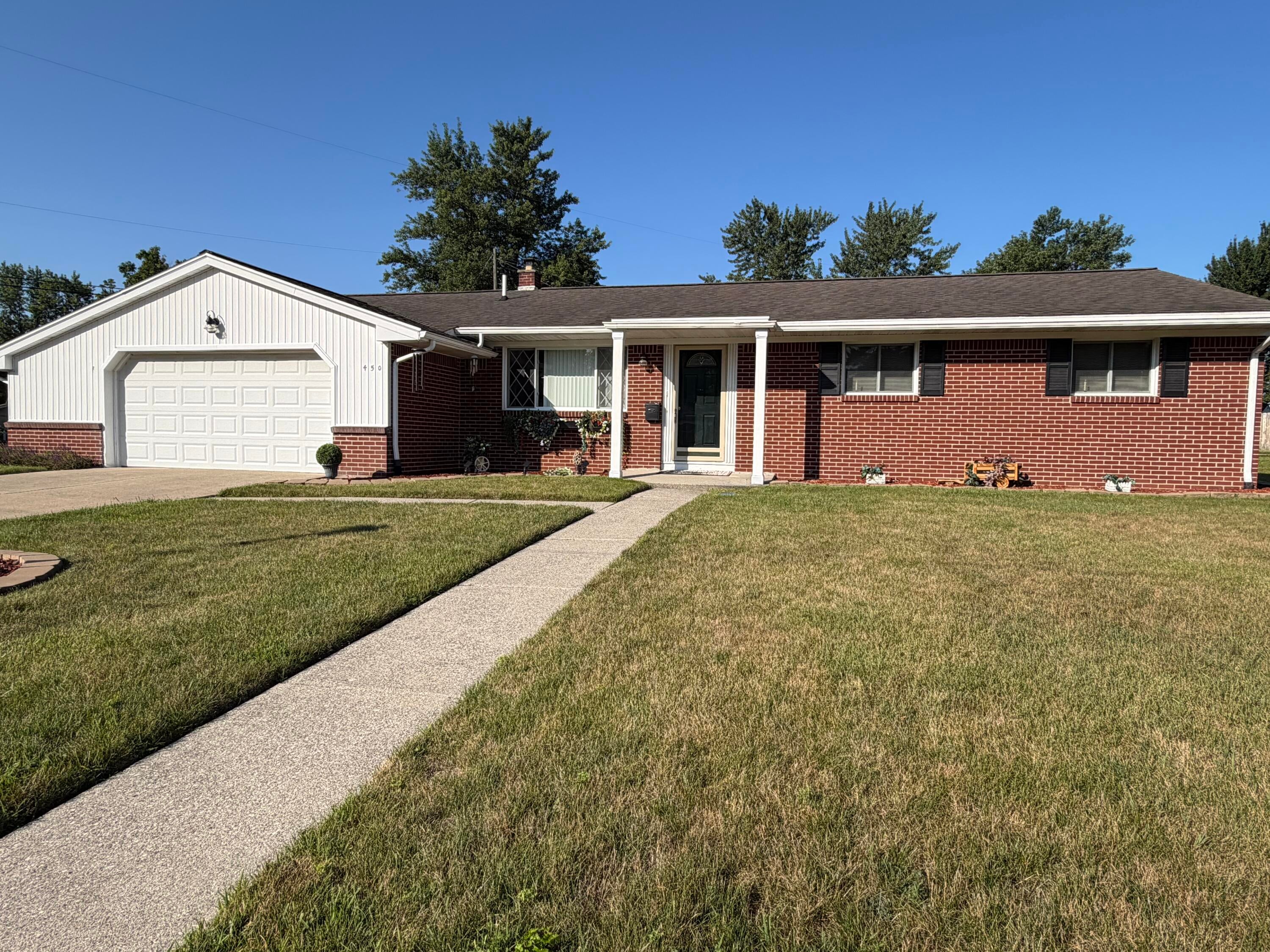 450 College Park Drive — photo