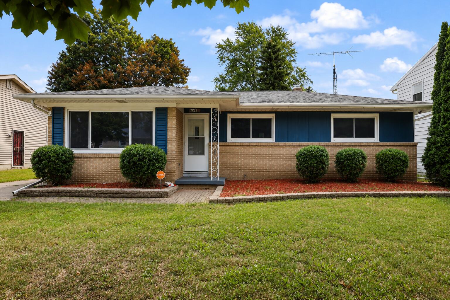 3815 Walton Drive — photo