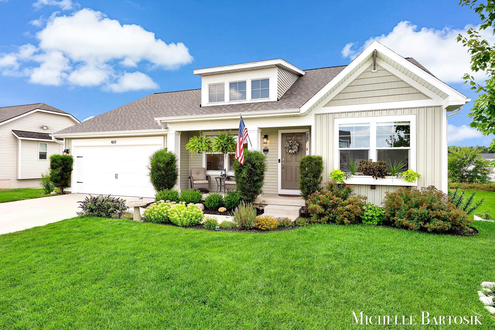 469 Seneca Ridge Drive — photo
