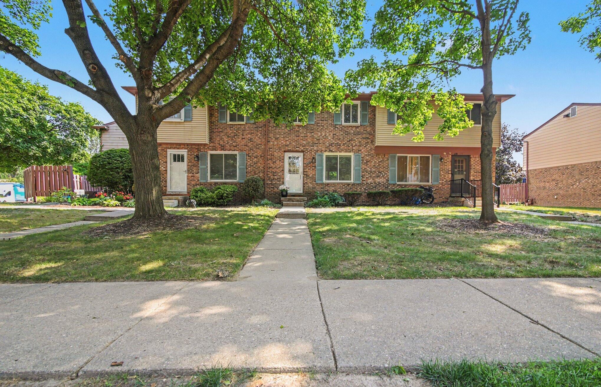 227 Sheffield Drive — photo