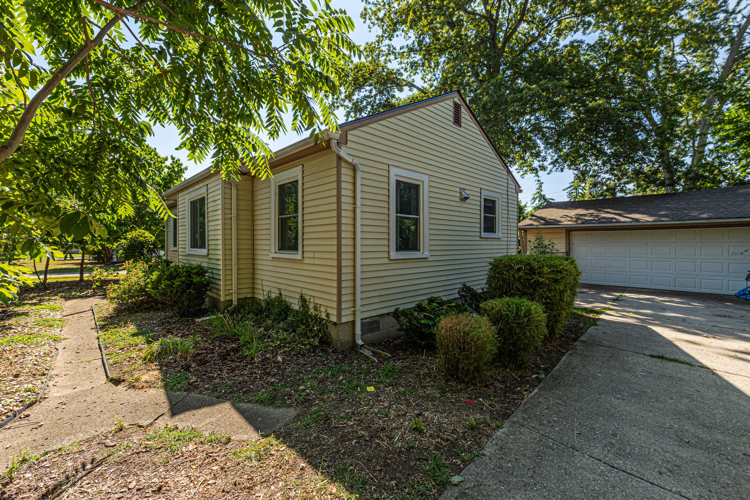 33967 Wadsworth Street — photo