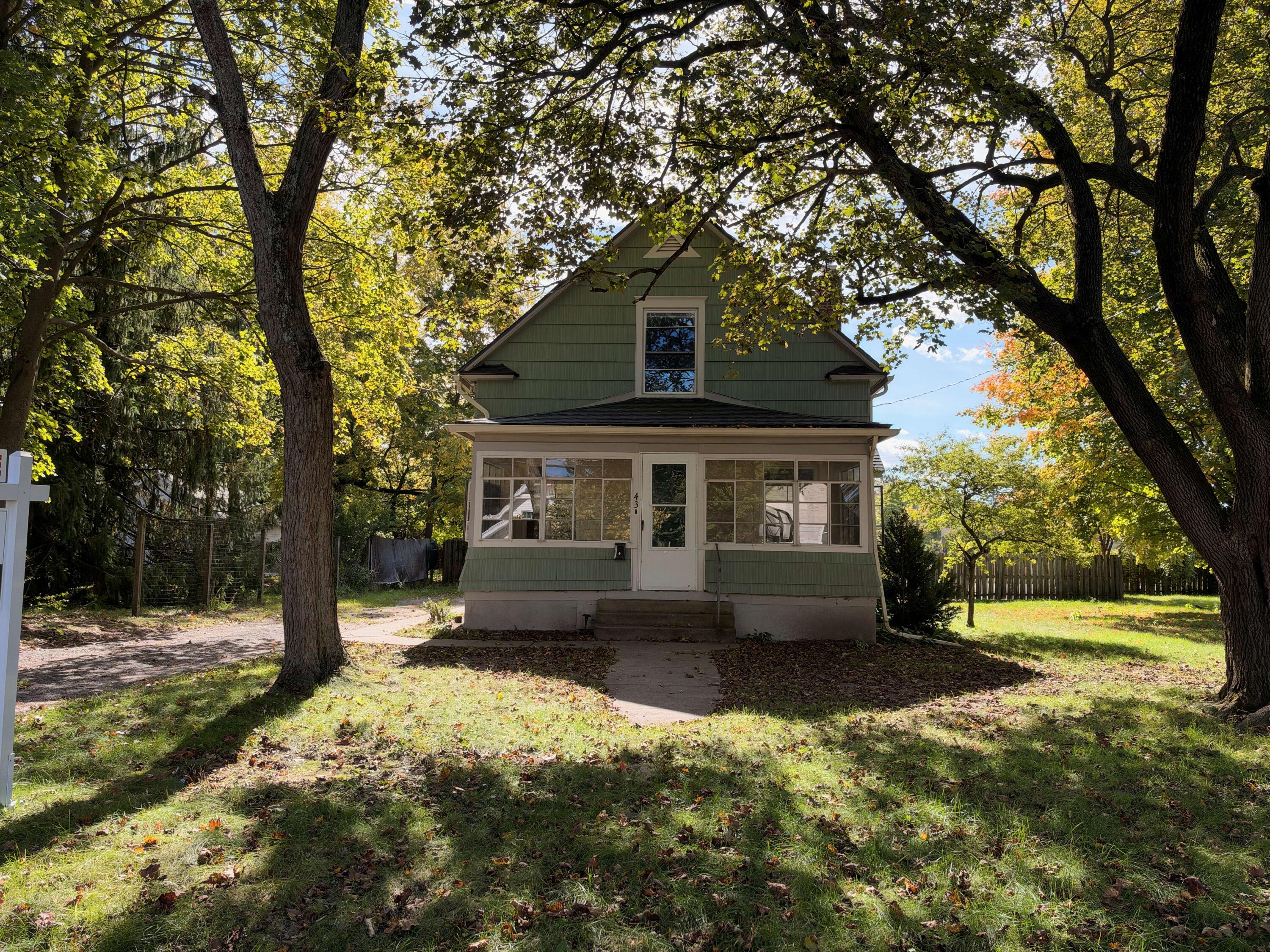 43 W Willard — photo