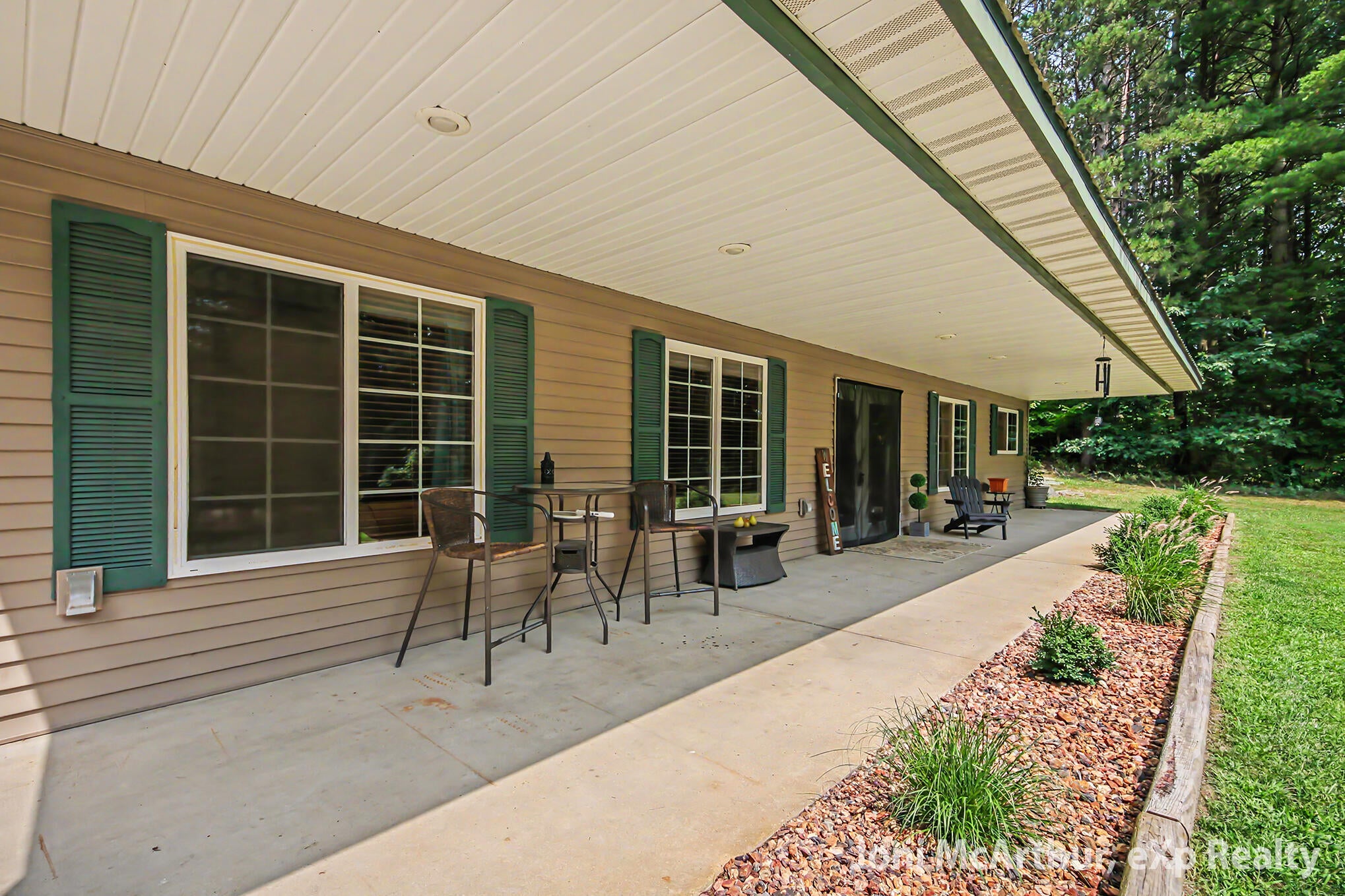 11801 19 Mile Road NE — photo