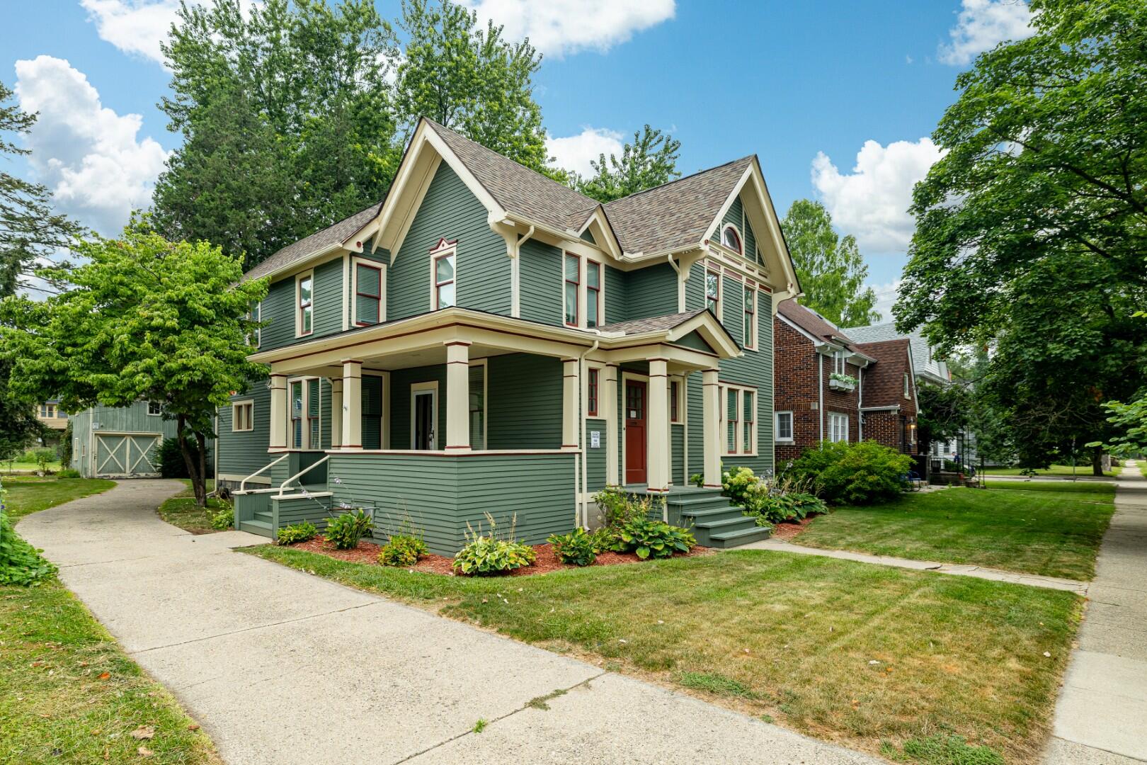 213 N Adams Street — photo