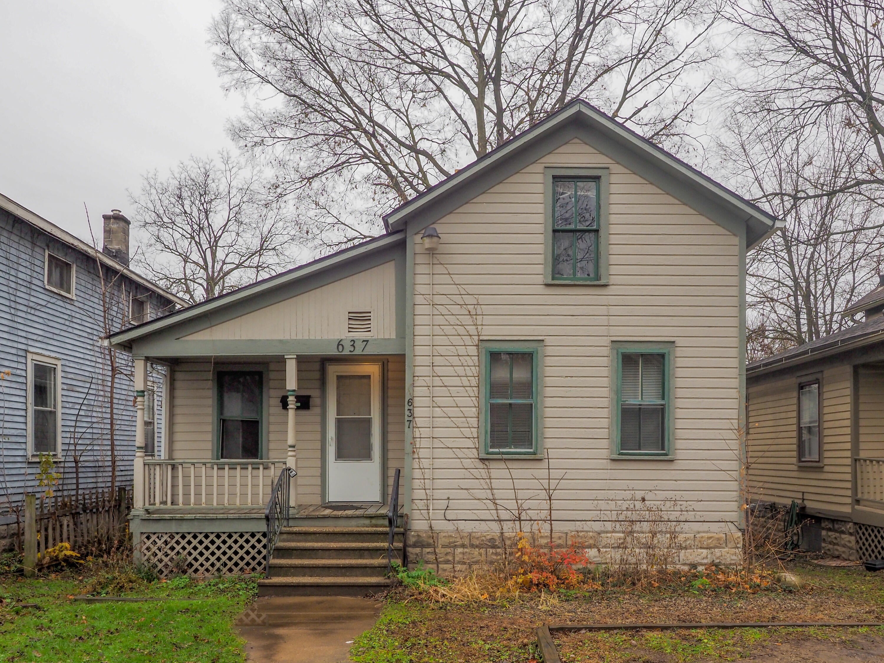 637 Davis Street — photo