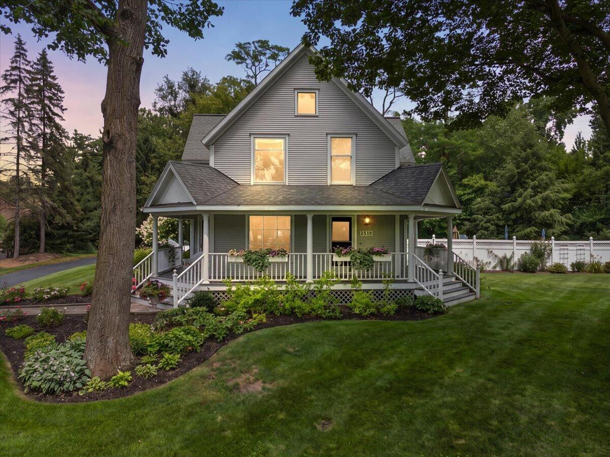 2519 W John Beers Road — photo