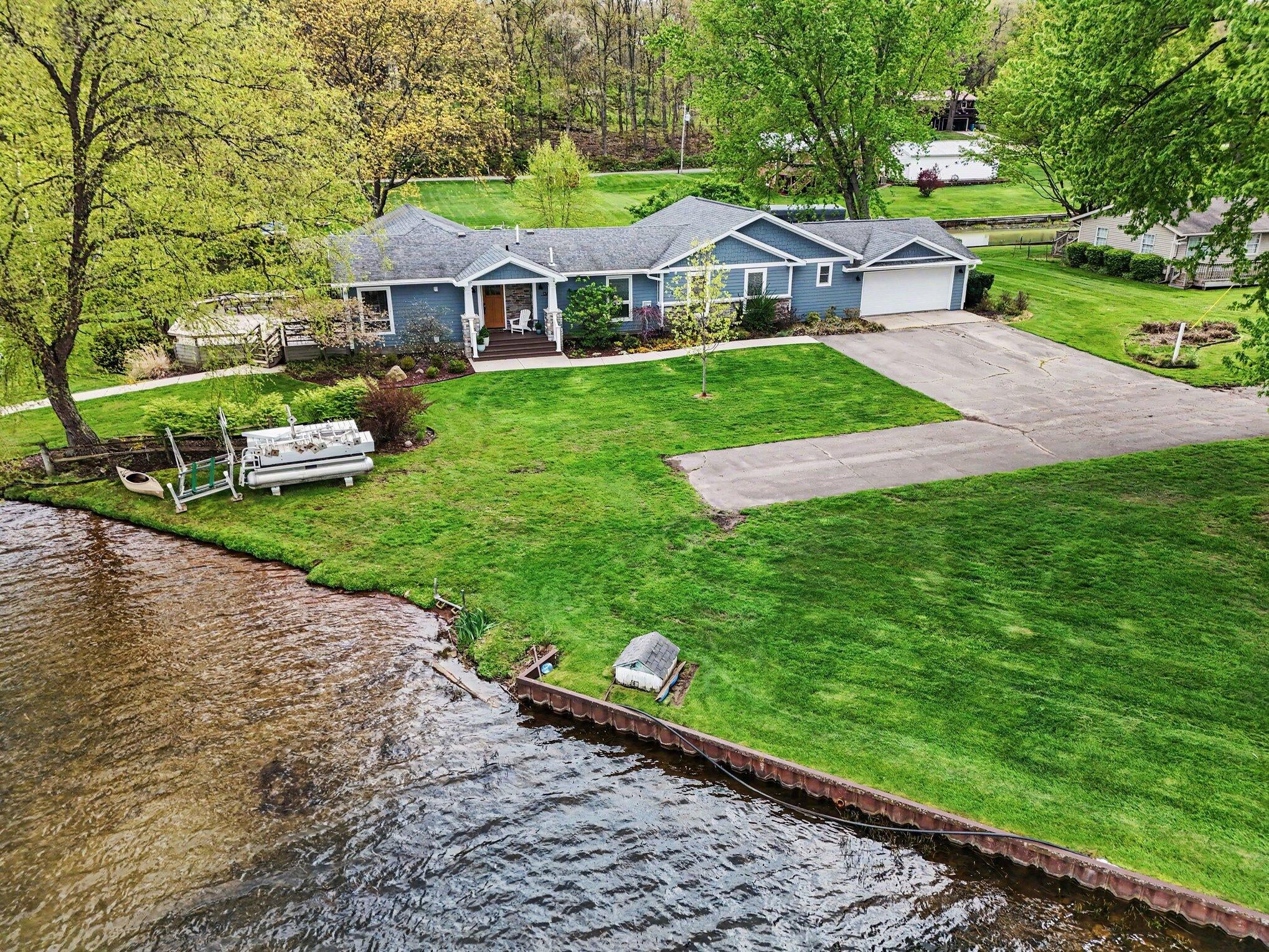 12417 Sunset Dr. — photo