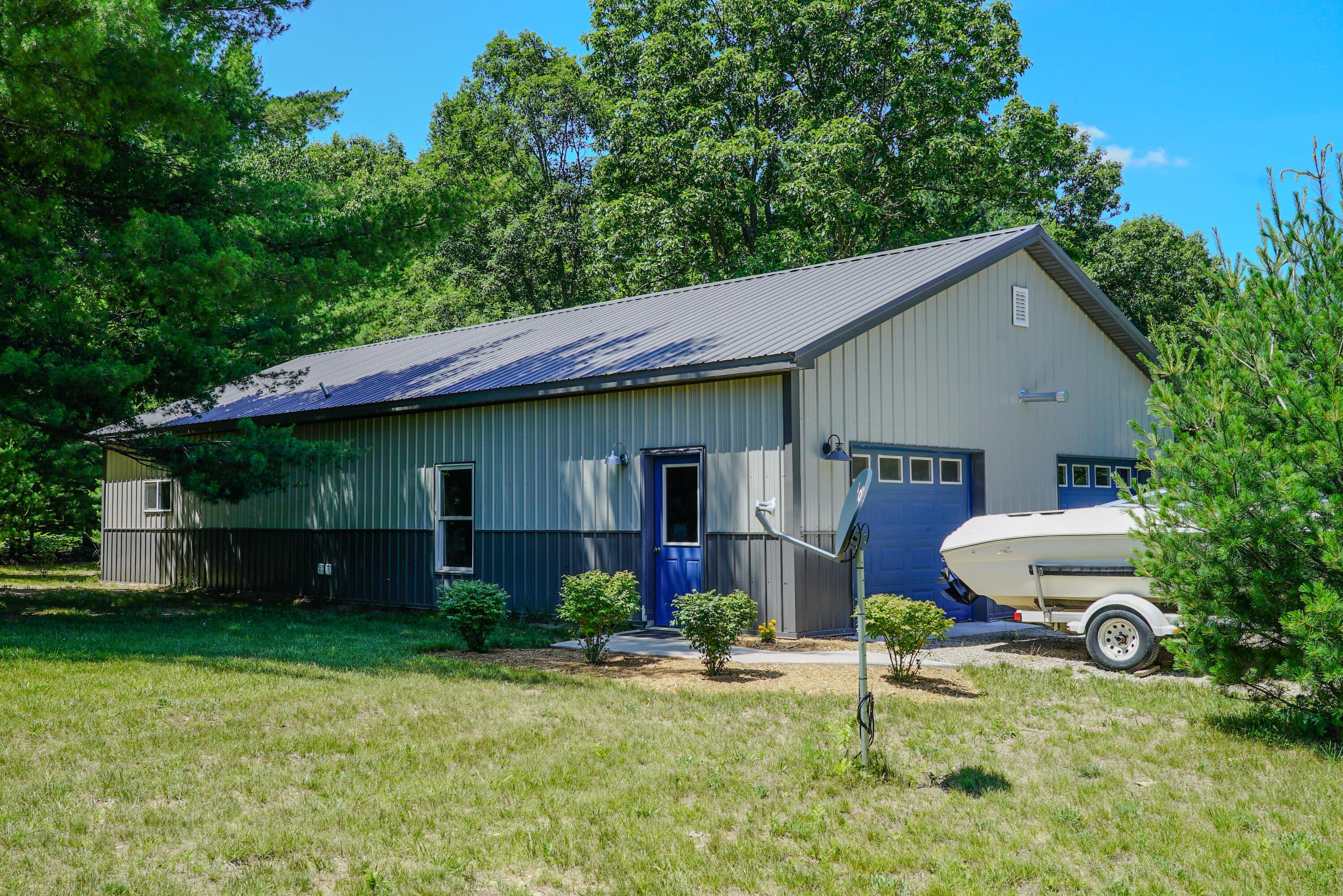 11775 Country Acres Drive — photo