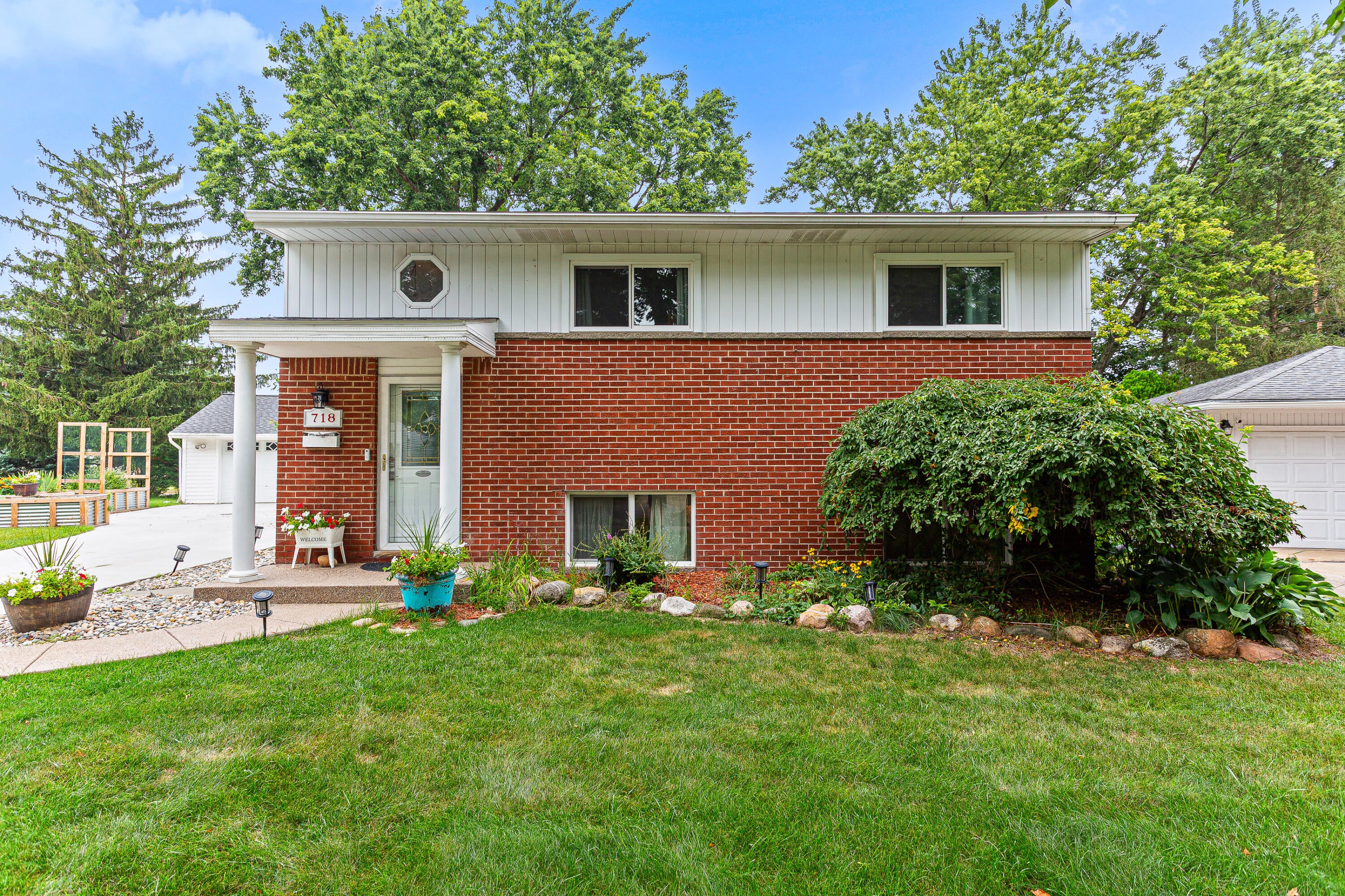 718 Panorama — photo