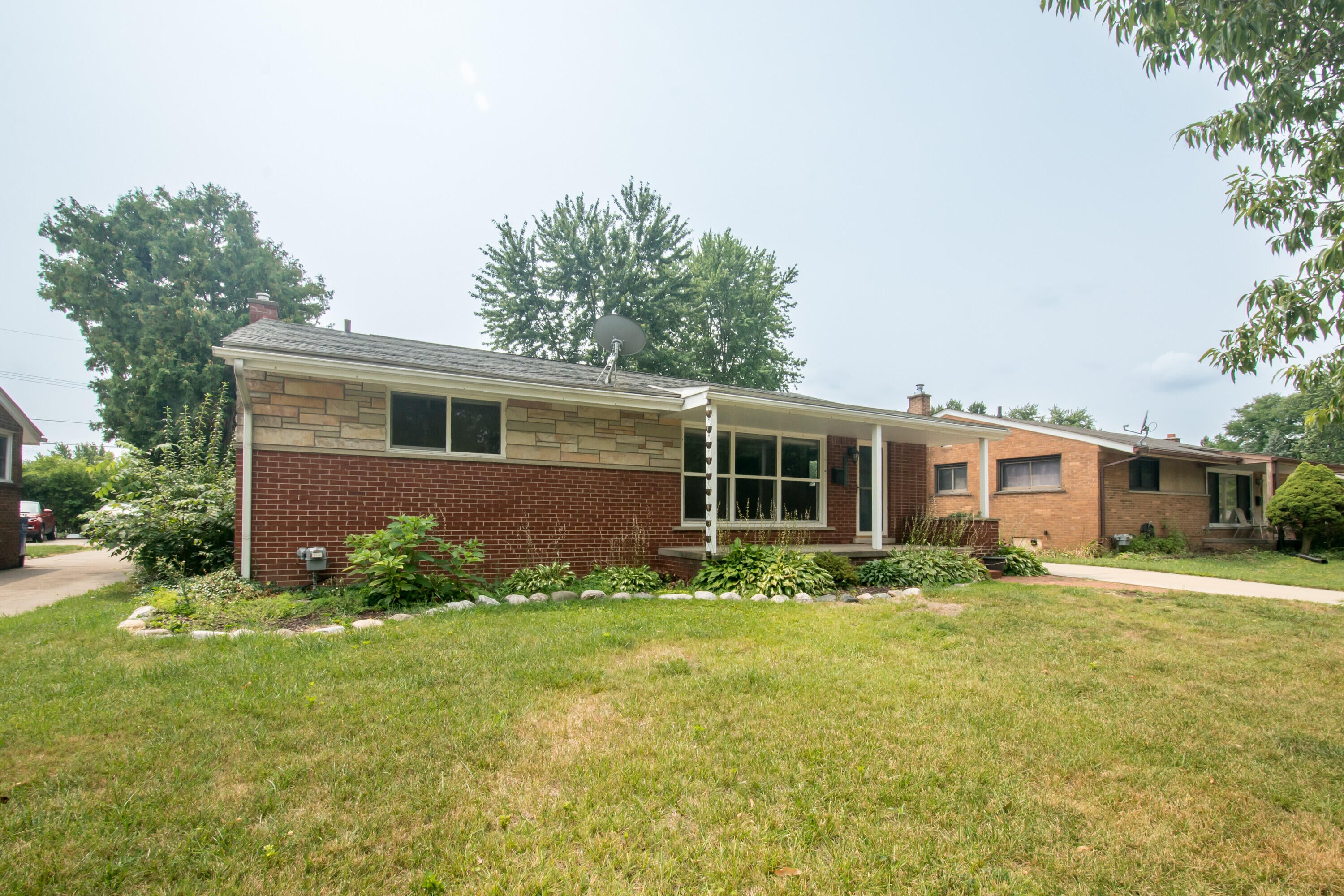 4642 Audubon Drive — photo