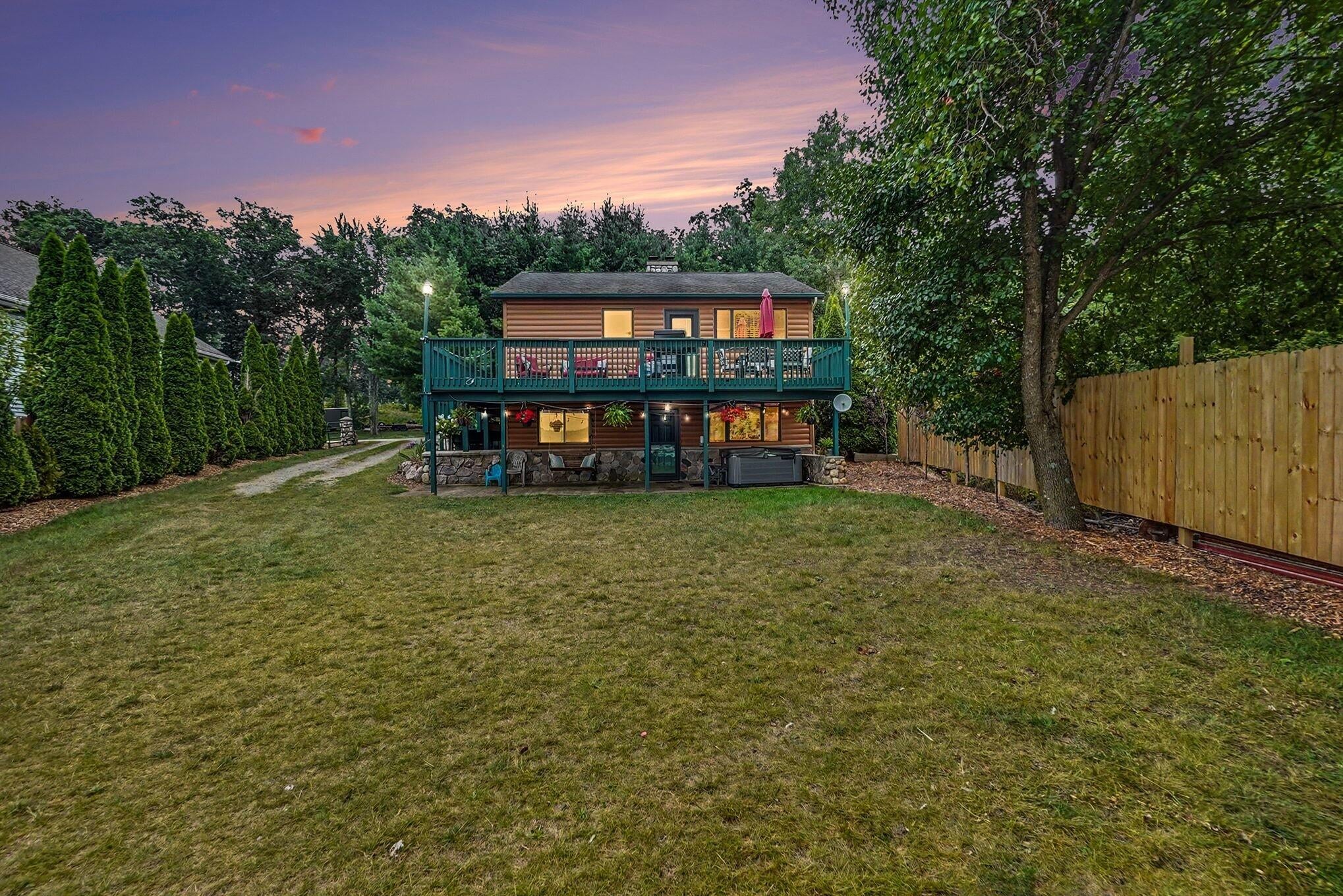 8215 S Island View Drive — photo