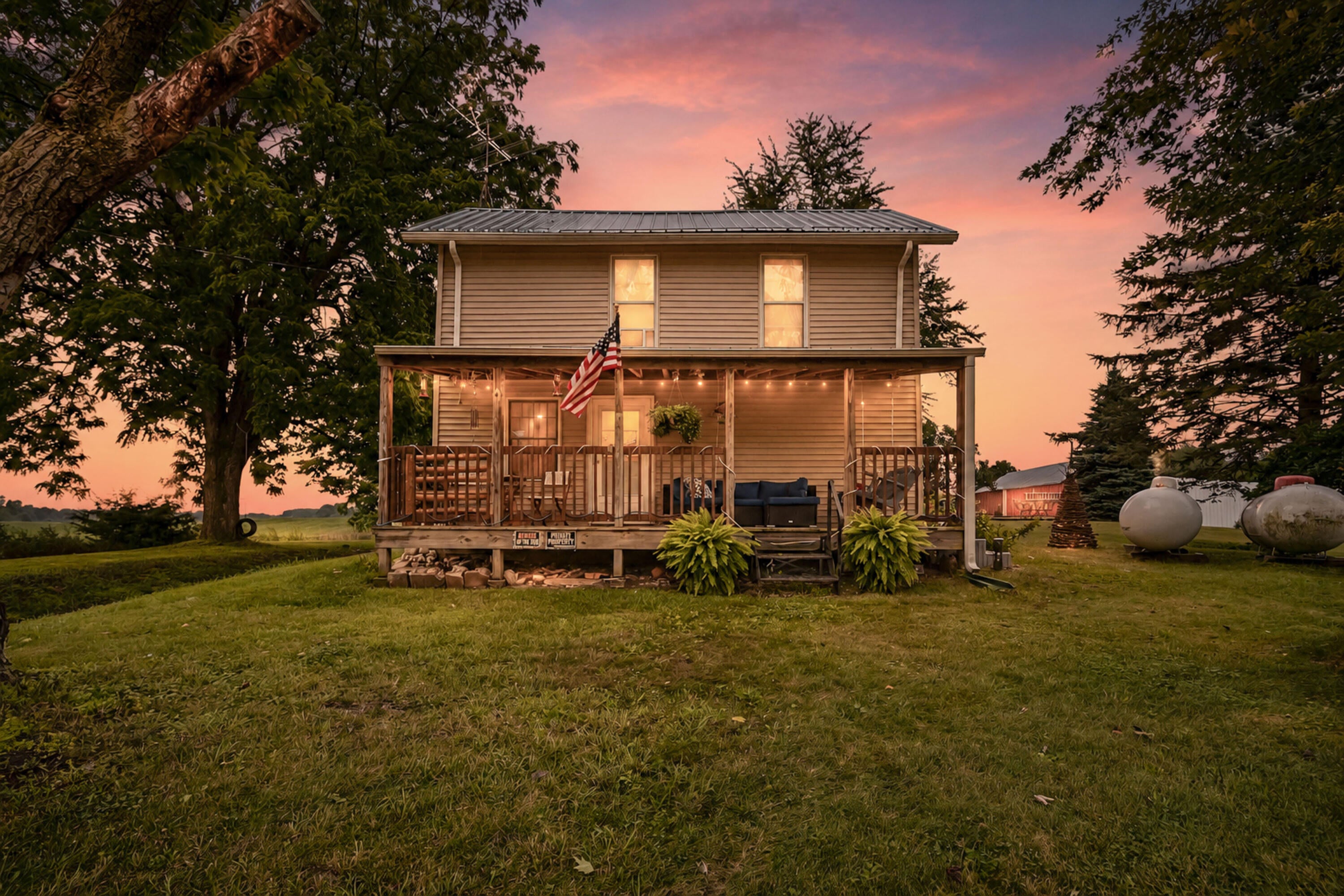 10303 Grass Lake Road — photo