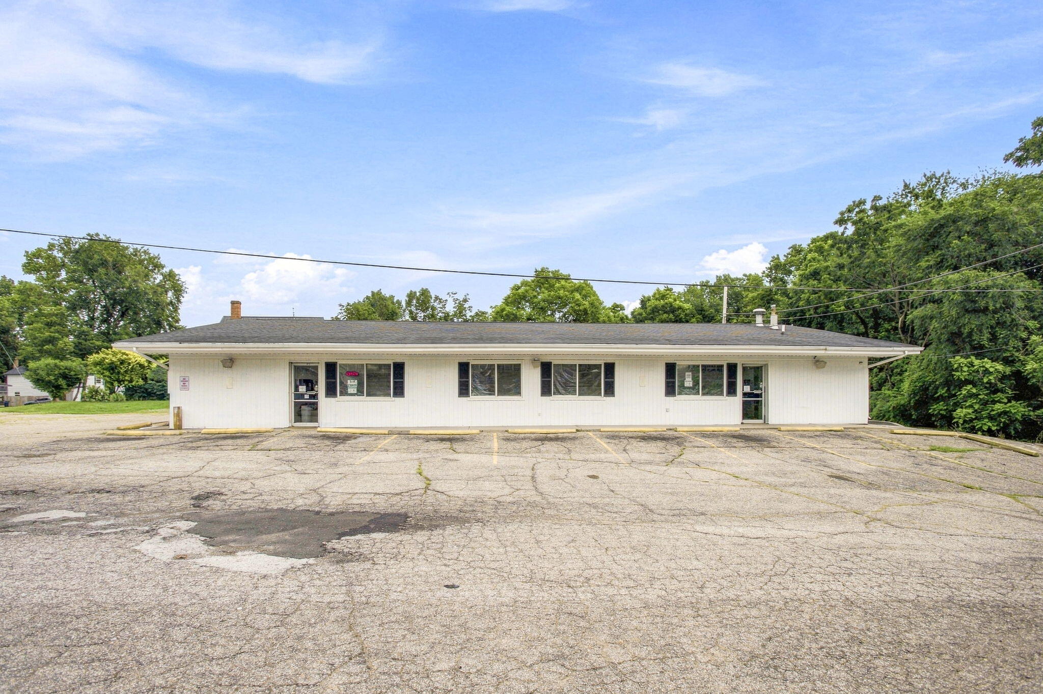700 E State Street — photo
