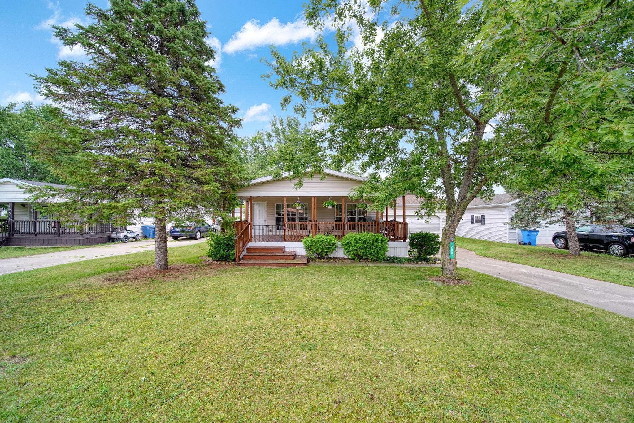 12551 Sheffield Drive — photo