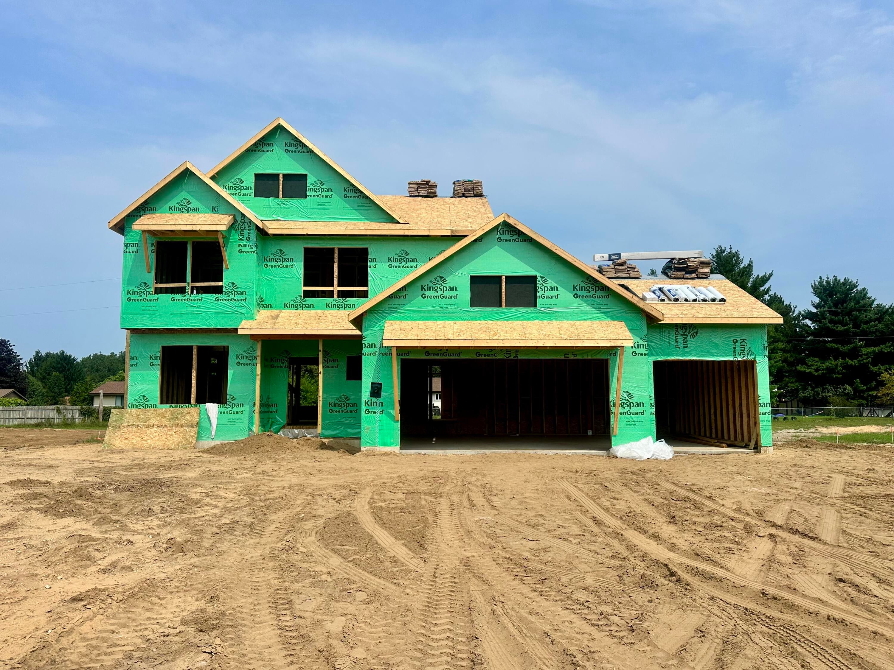 2147 Emerald Shore Circle NE — photo