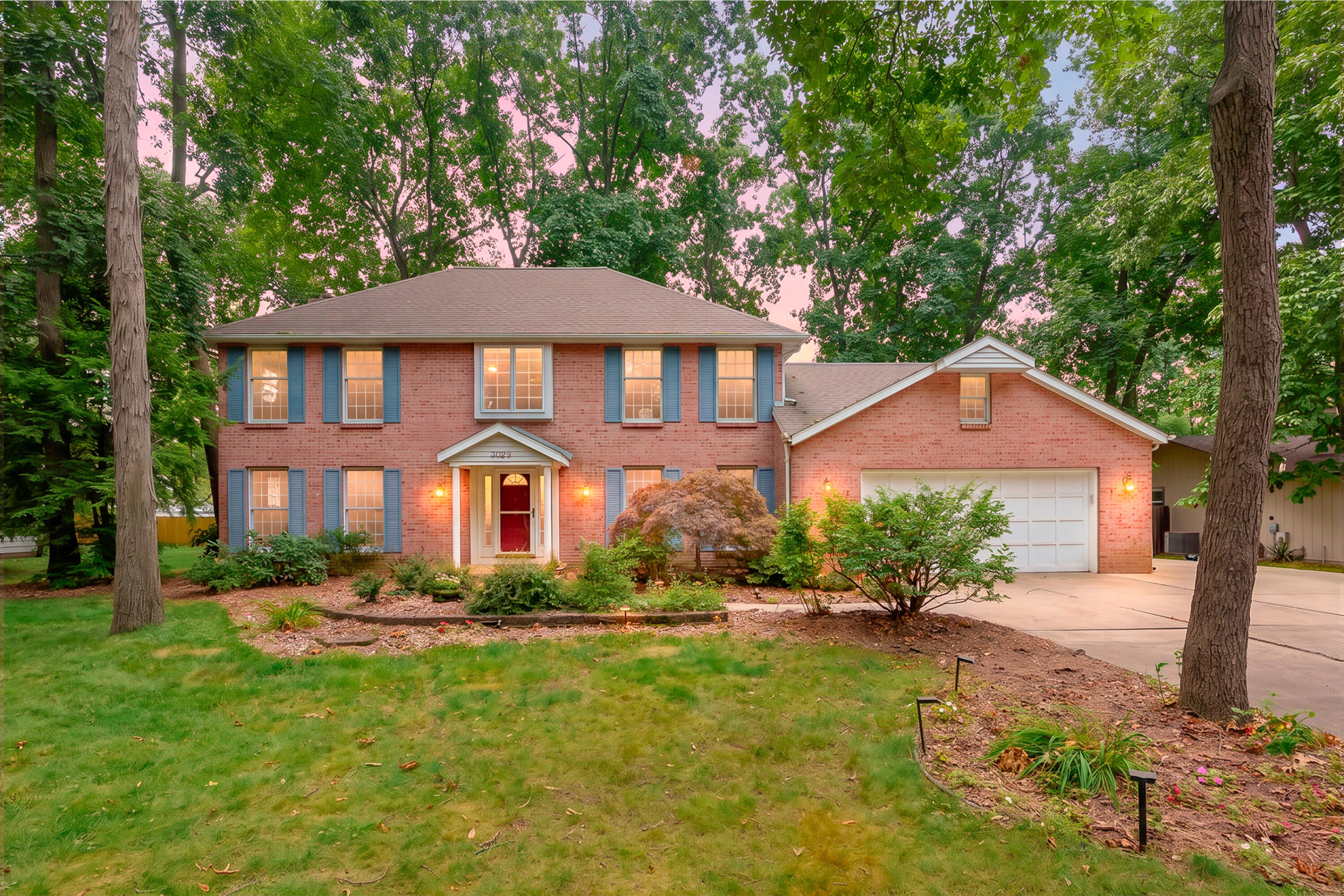 3029 Coachlite Avenue — photo