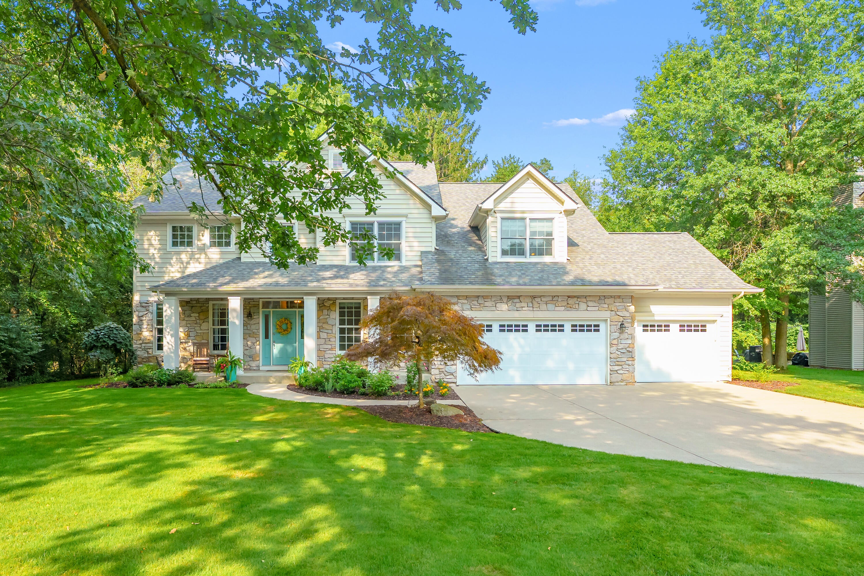 6251 Bethany Circle — photo