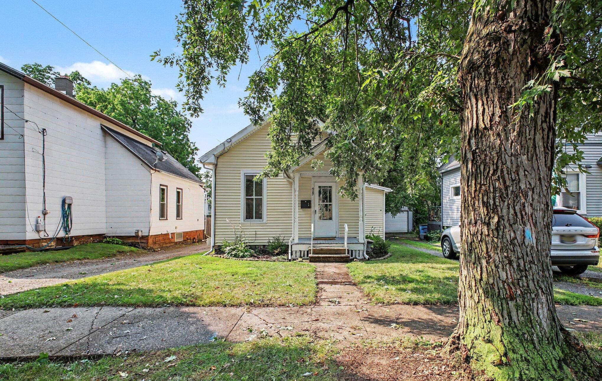 527 Webb Street, Jackson, MI 49202 — photo 2