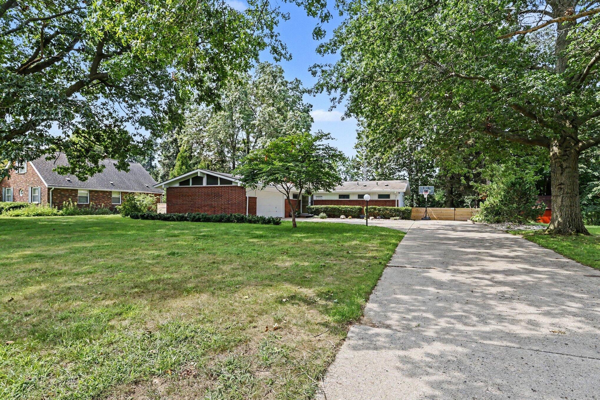 3206 W Valley View Drive — photo