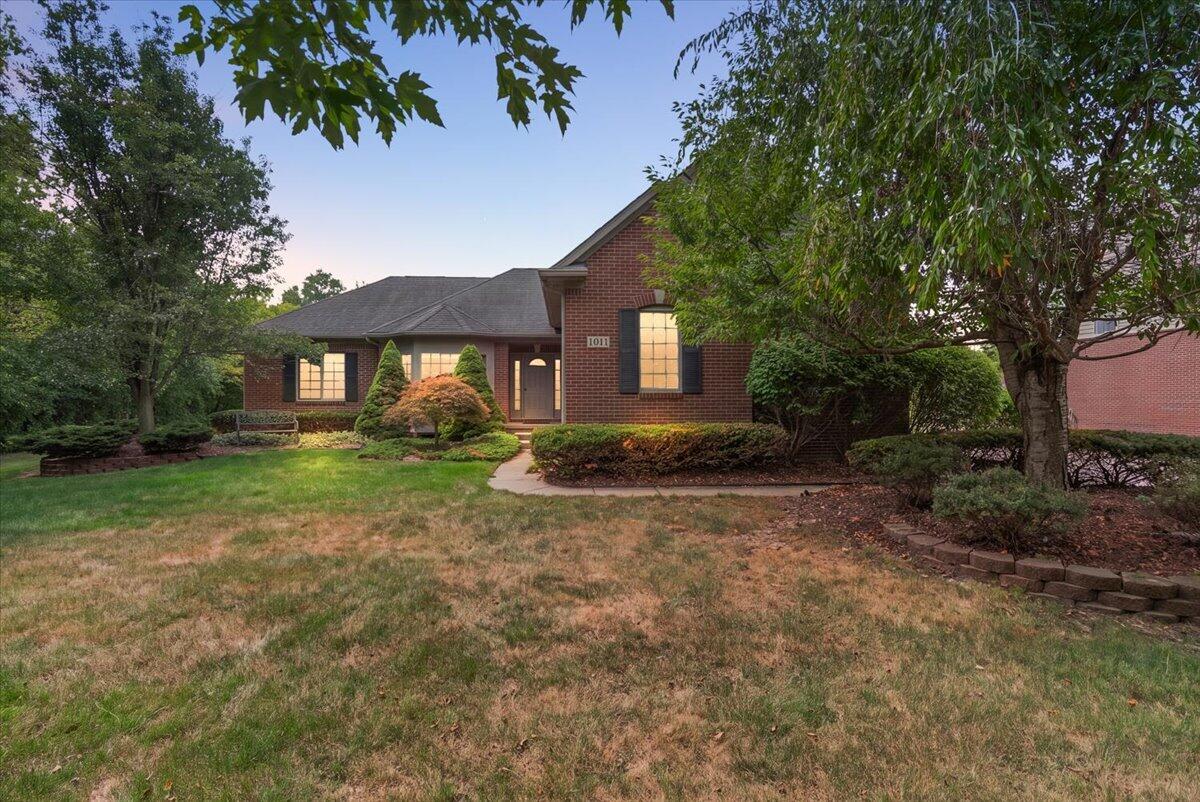 1011 Ashton Woods Drive — photo