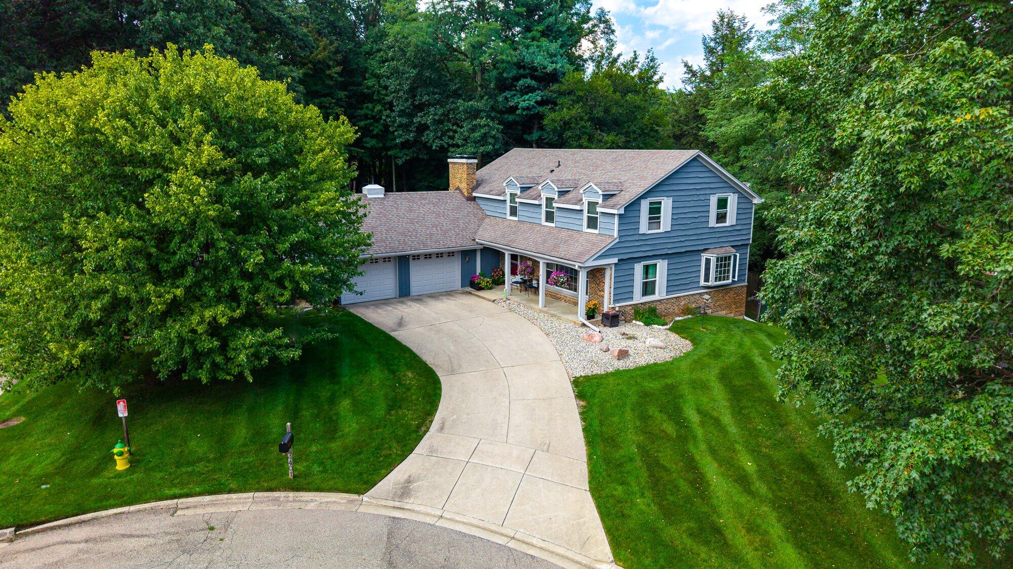 4401 Glenrose Terrace — photo