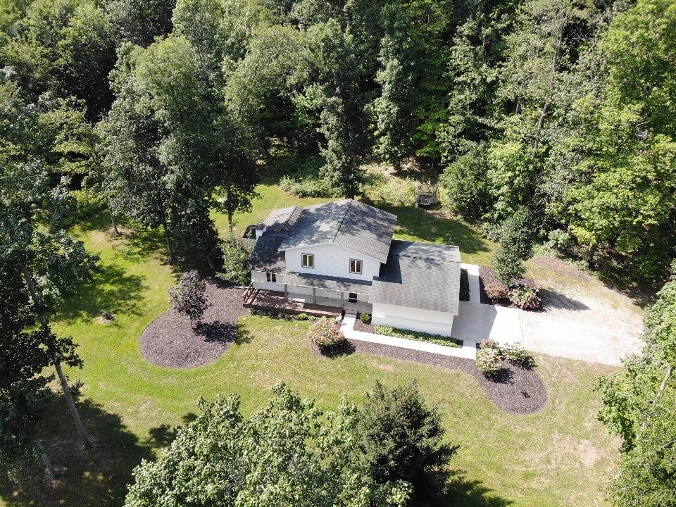 2198 Trillium Lane NW — photo