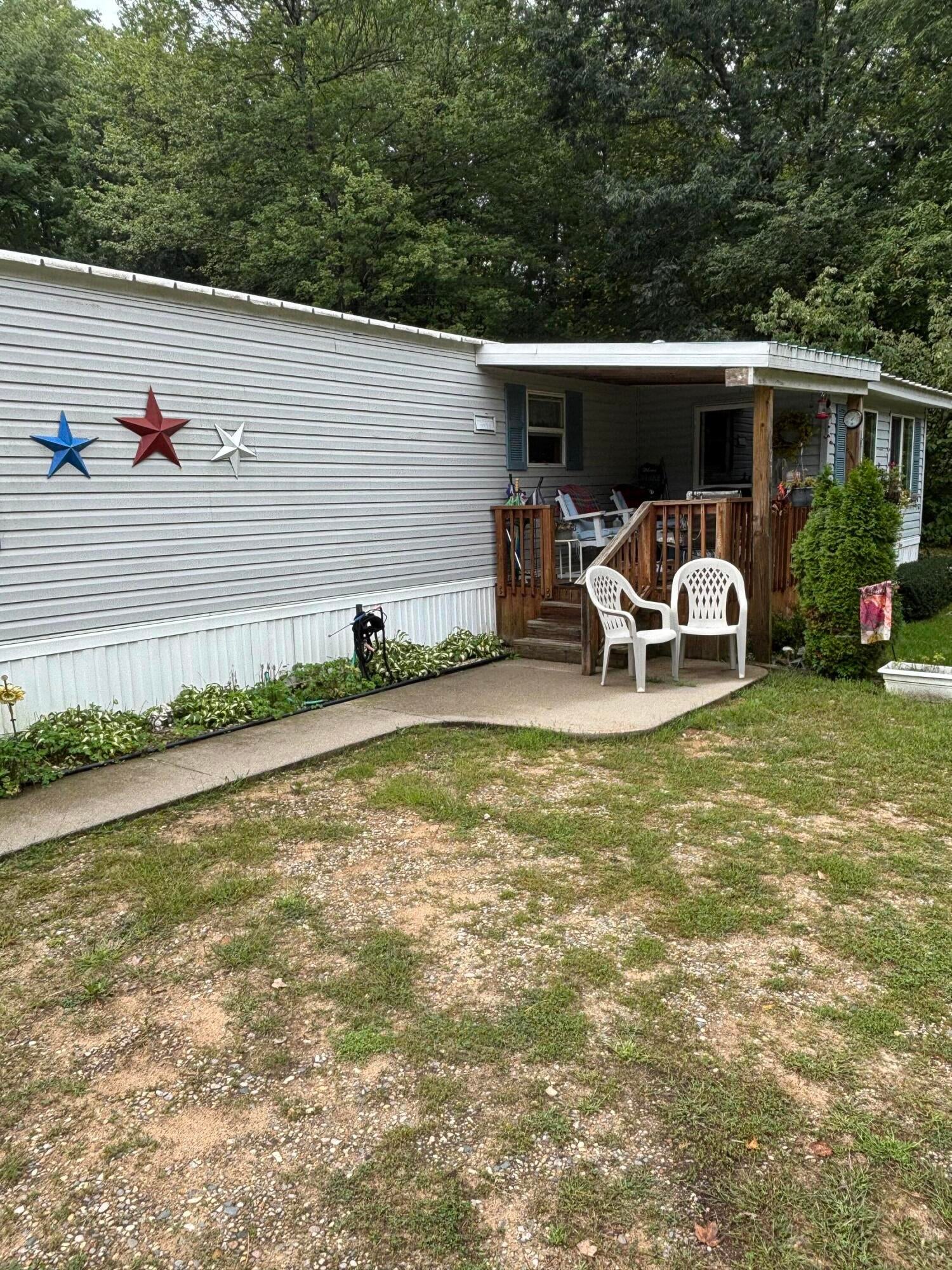 2705 W Southern Avenue — photo