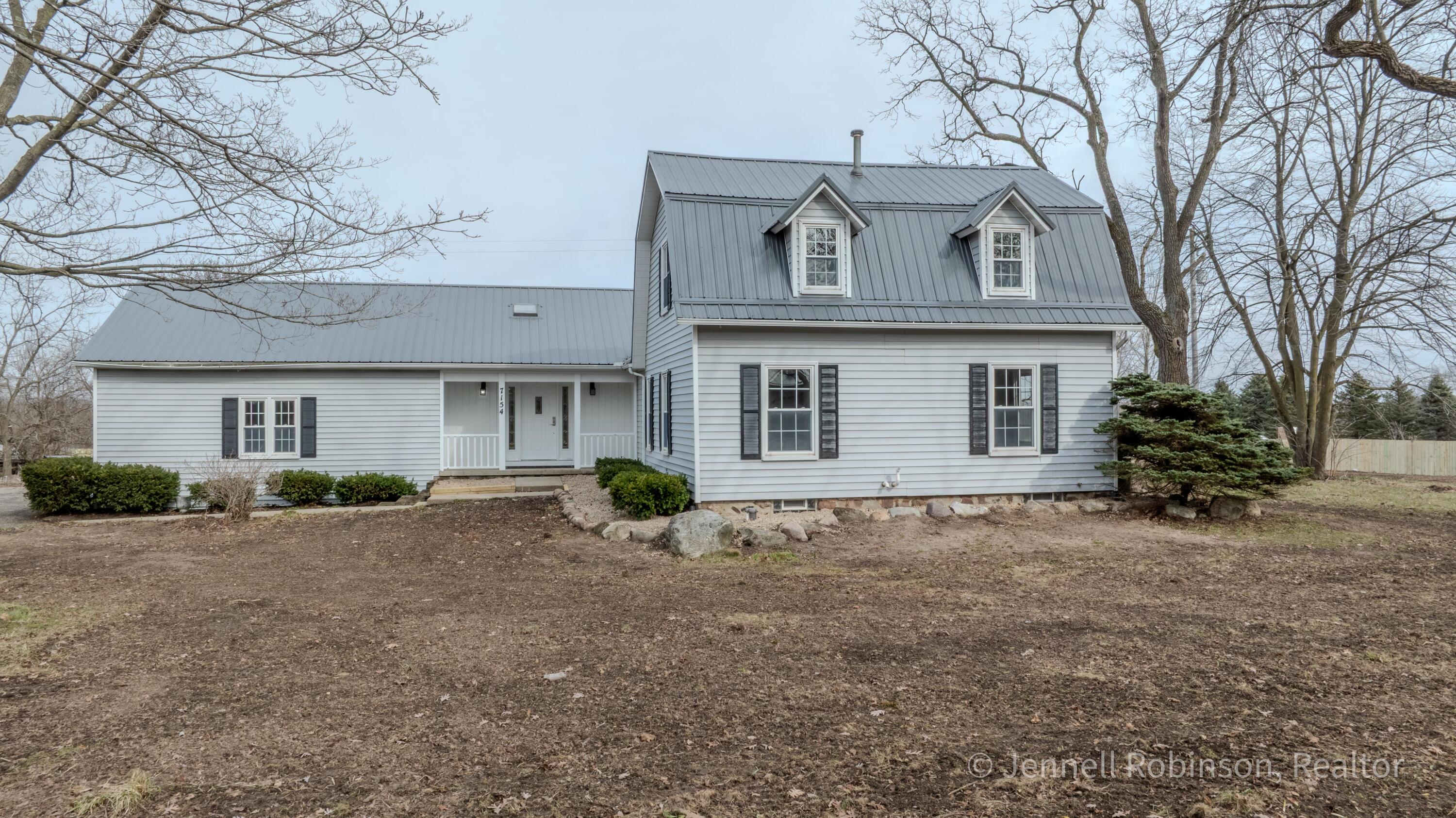 7154 Morse Lake Avenue SE — photo