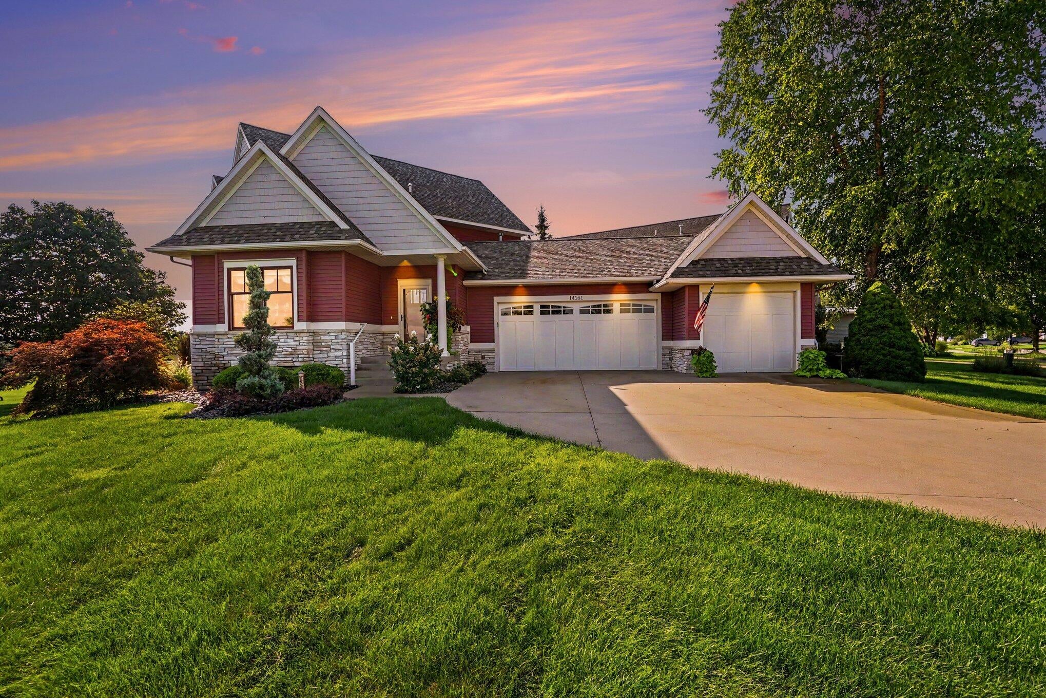 14161 Georgian Bay Drive — photo