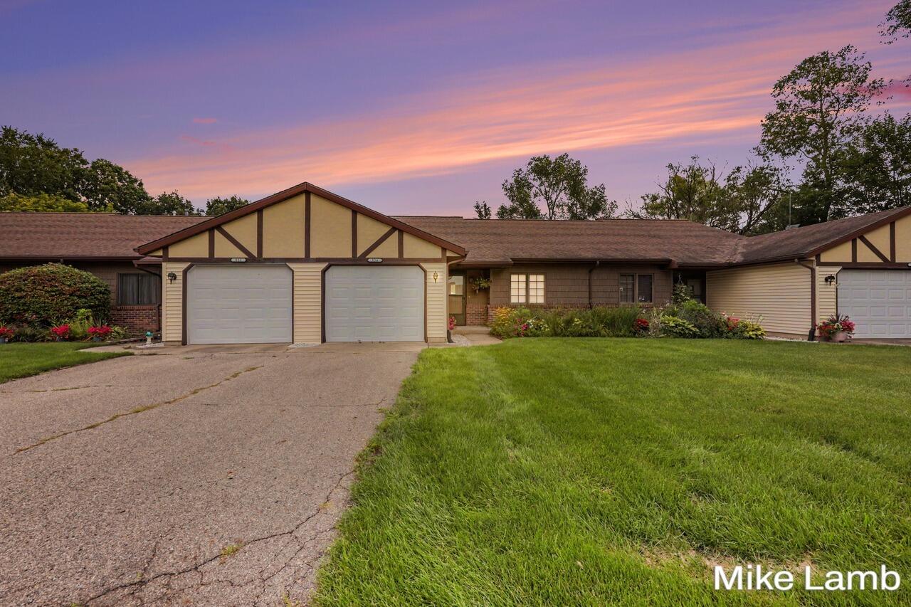 524 Laurie Drive NW — photo
