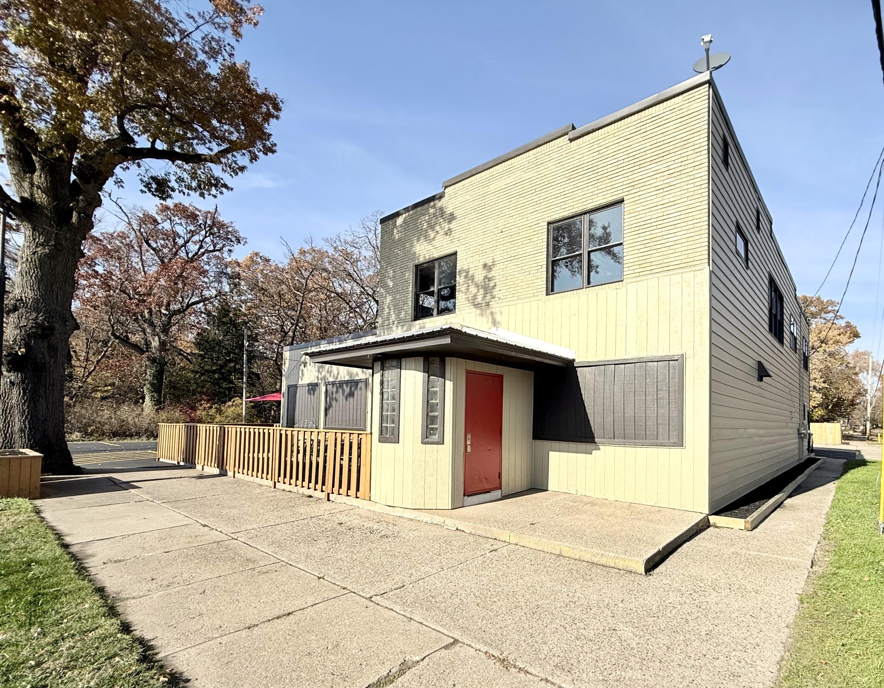 1308 W Sherman Boulevard — photo