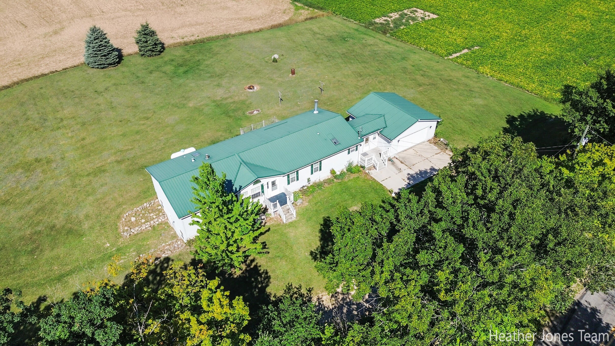 3349 N Pine Grove Road — photo