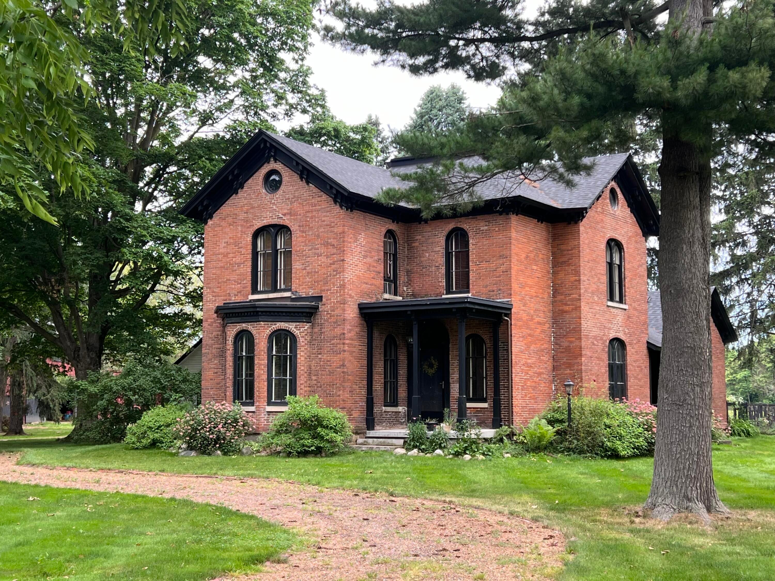 3995 W Bertrand Road — photo