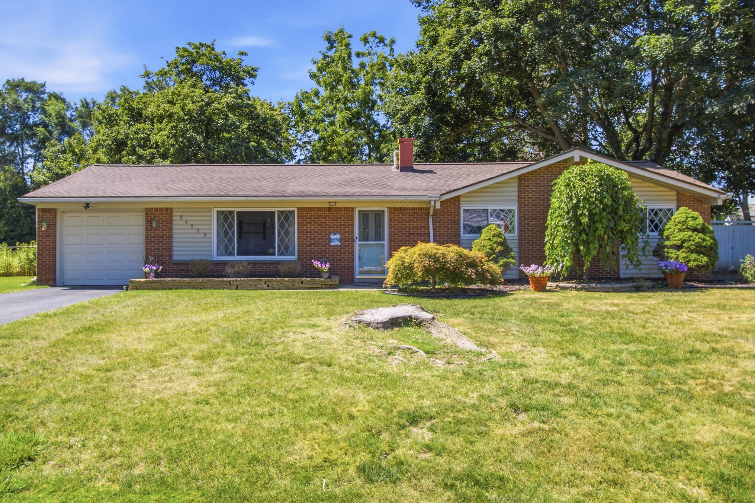 24029 Ripple Creek — photo