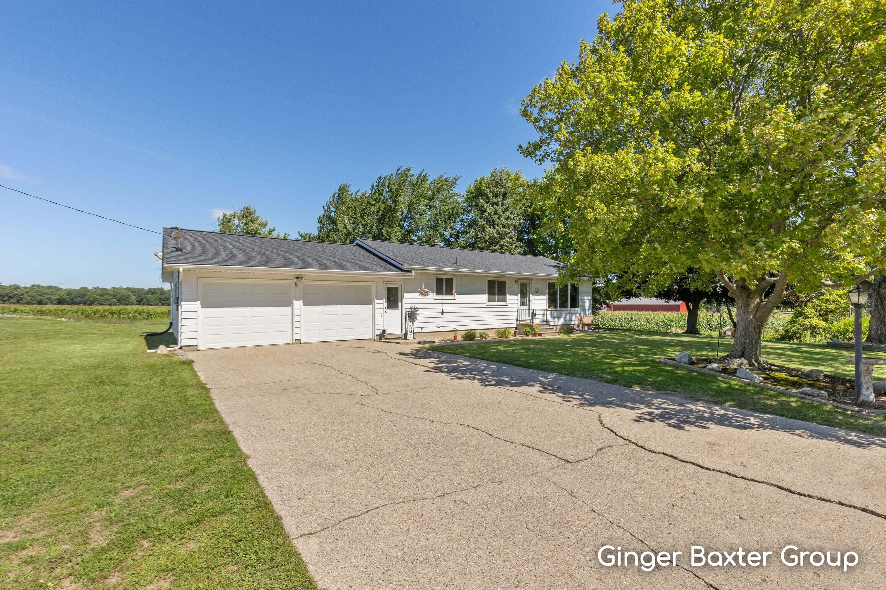 5035 Barry Street — photo